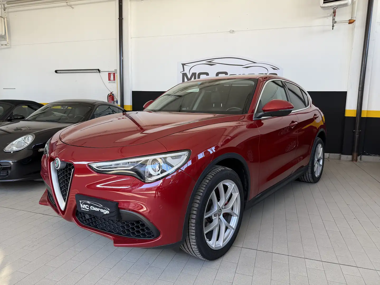 Alfa Romeo Stelvio Q4 - 1