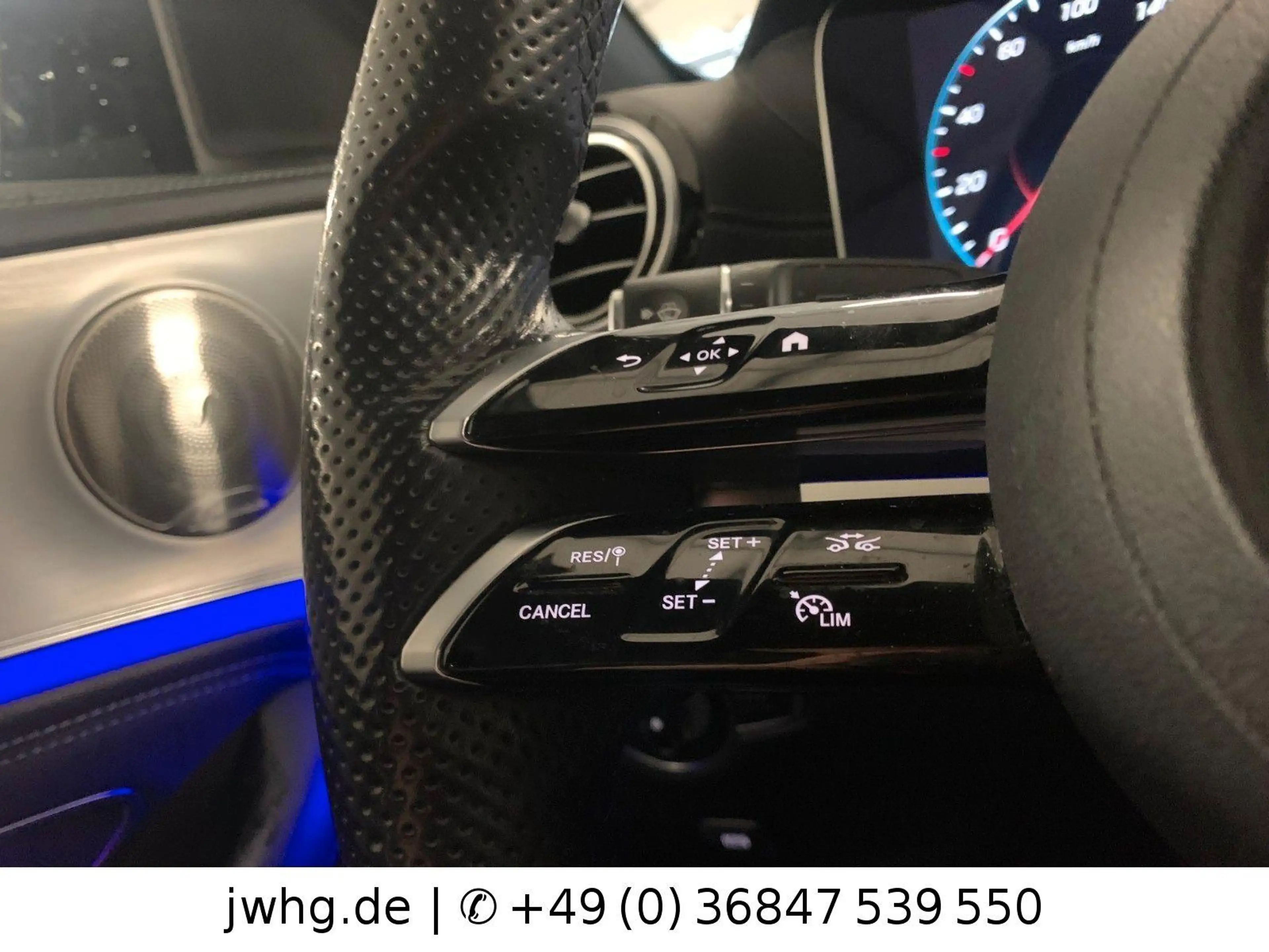 Mercedes-Benz E 300 E300e 2x AMG Line Designo MB-LED FahrAss+ HeadUp — photo 14