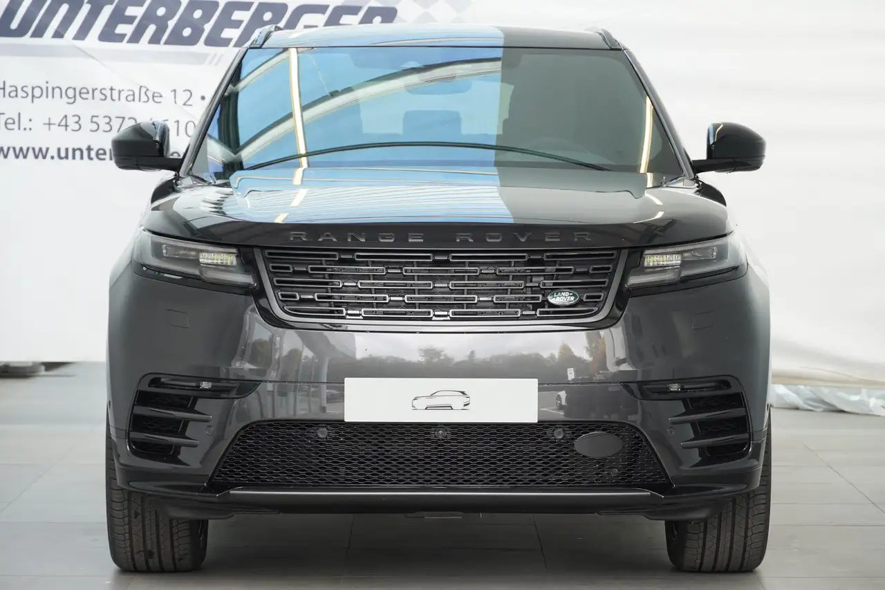 Land Rover Range Rover Velar 2026