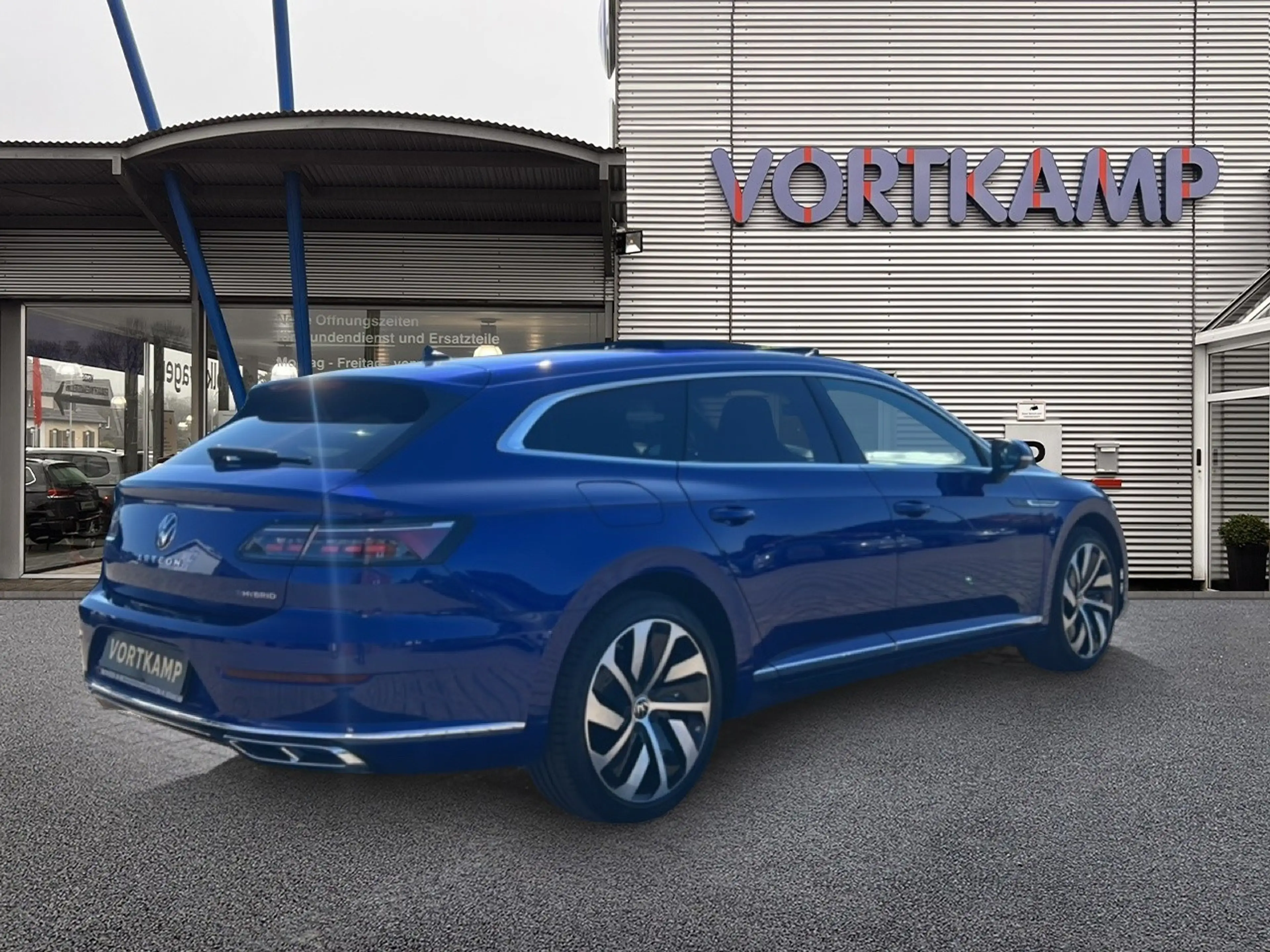 Volkswagen Arteon SB R-Line eHybrid Pano/AHK/Nappa — photo 6