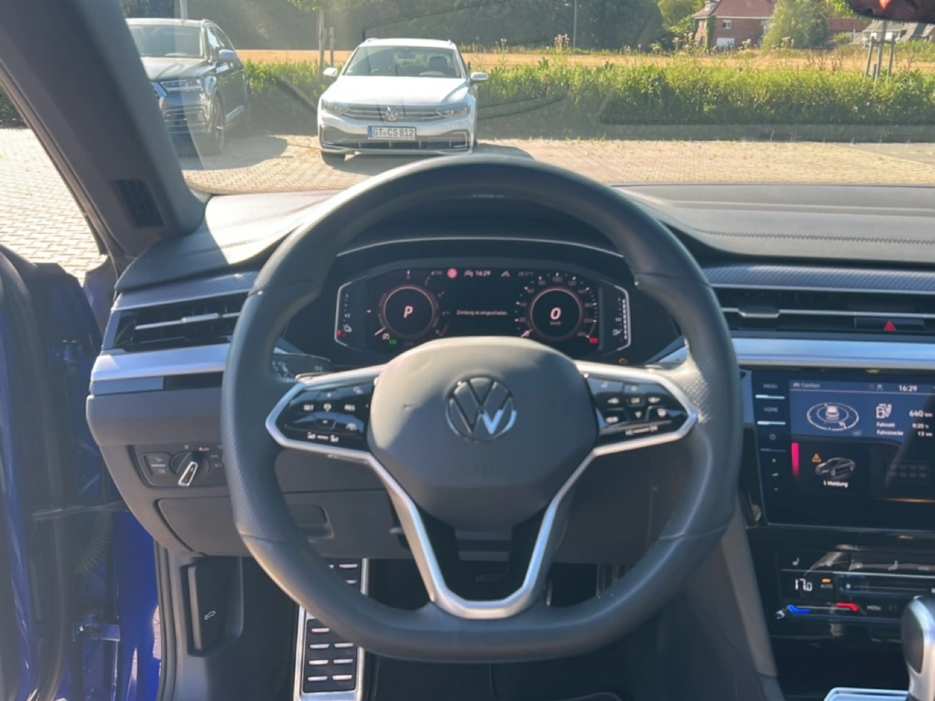 Volkswagen Arteon SB R-Line eHybrid Pano/AHK/Nappa — photo 14