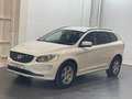 Volvo XC60 2.0 D3 Kinetic Weiß - thumbnail 1