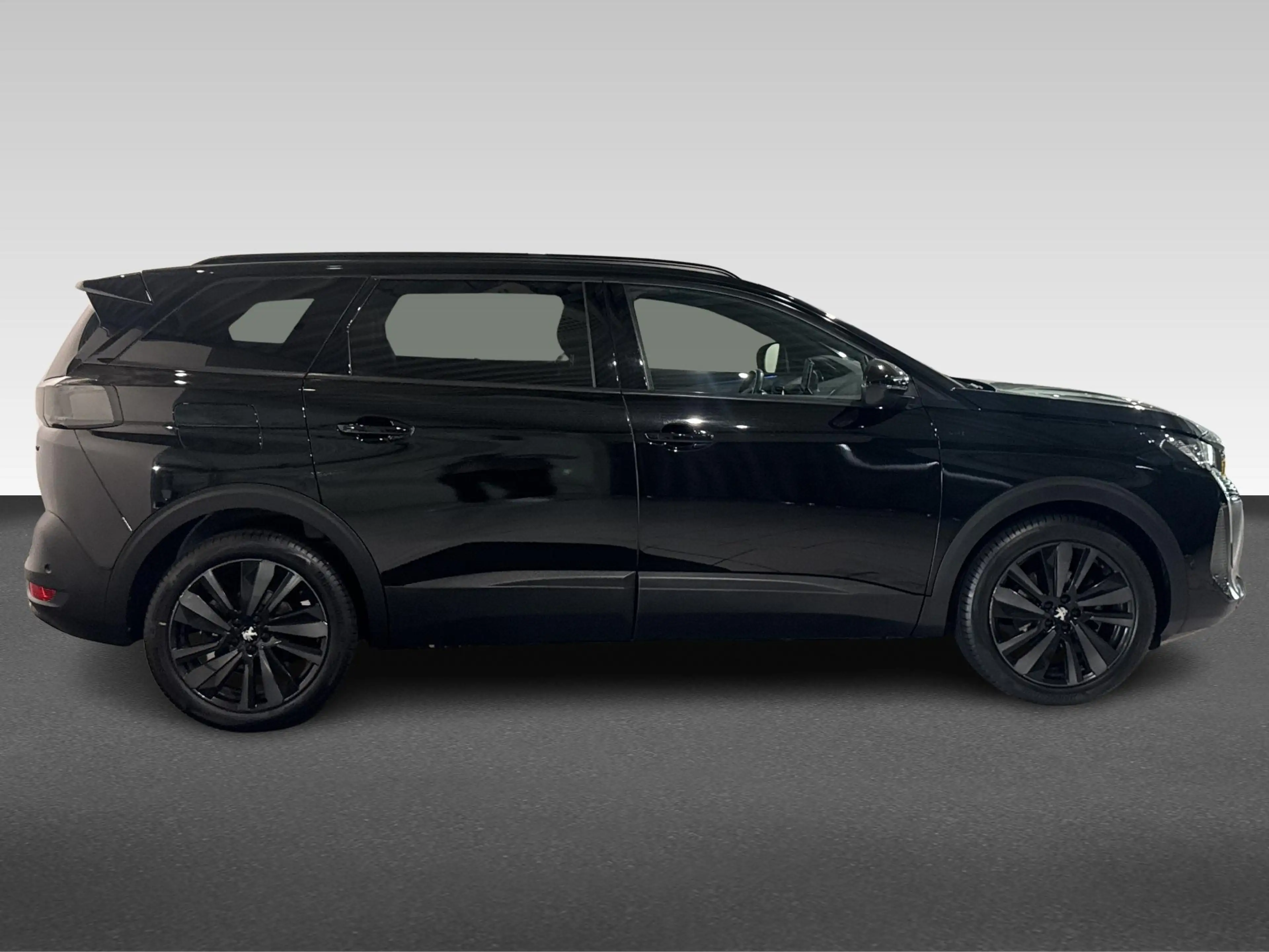 Peugeot 5008 1.2 PureTech GT 2023 — photo 9