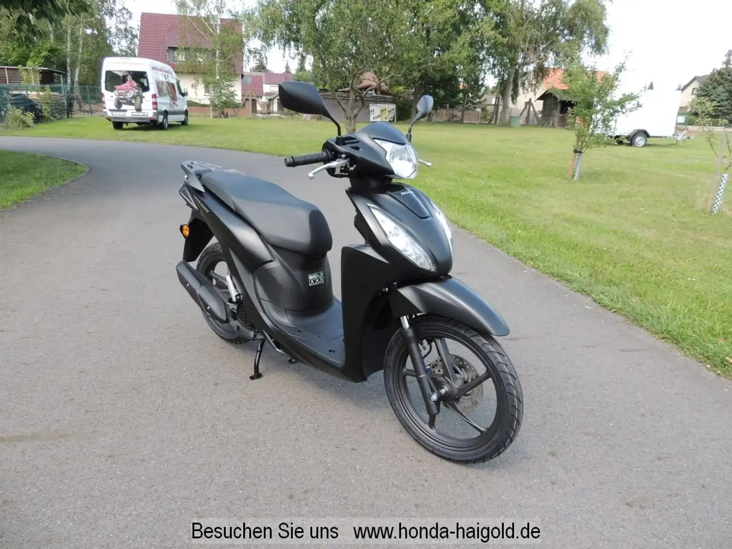 Honda Vision 110 Schwarz - 2