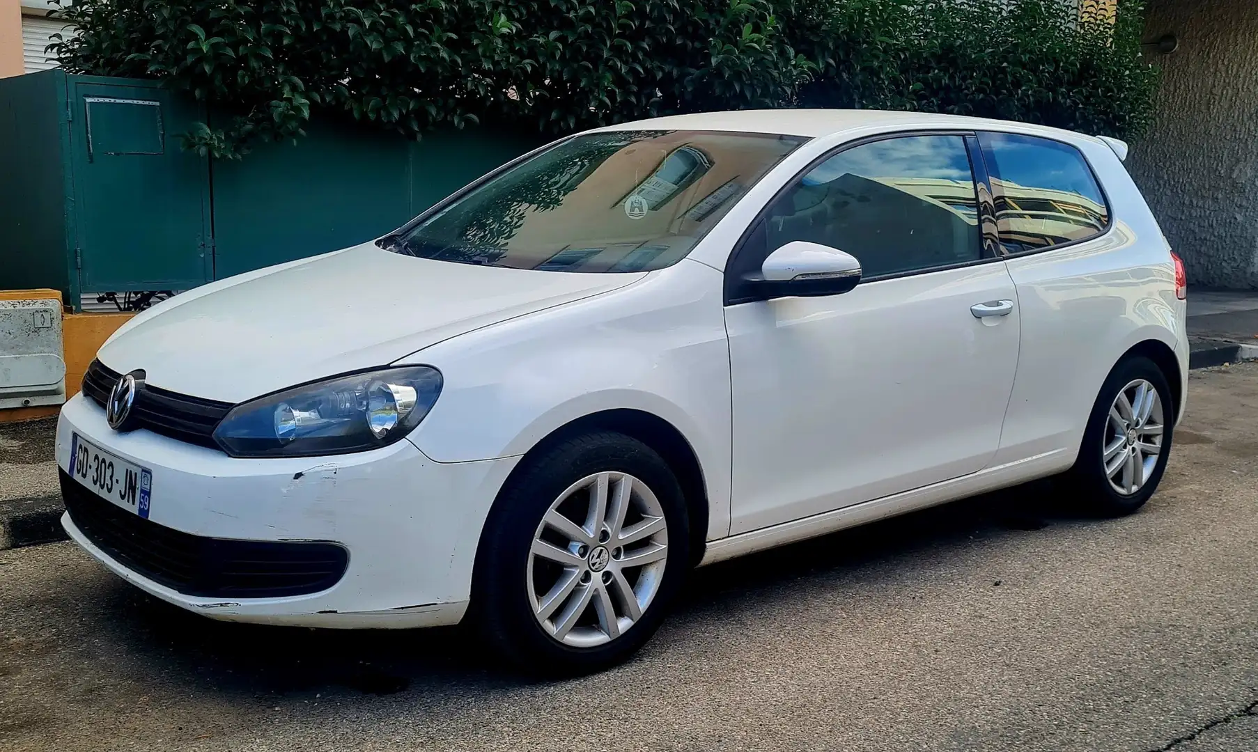Volkswagen Golf 1.4 16S 80 Concept Blanc - 1