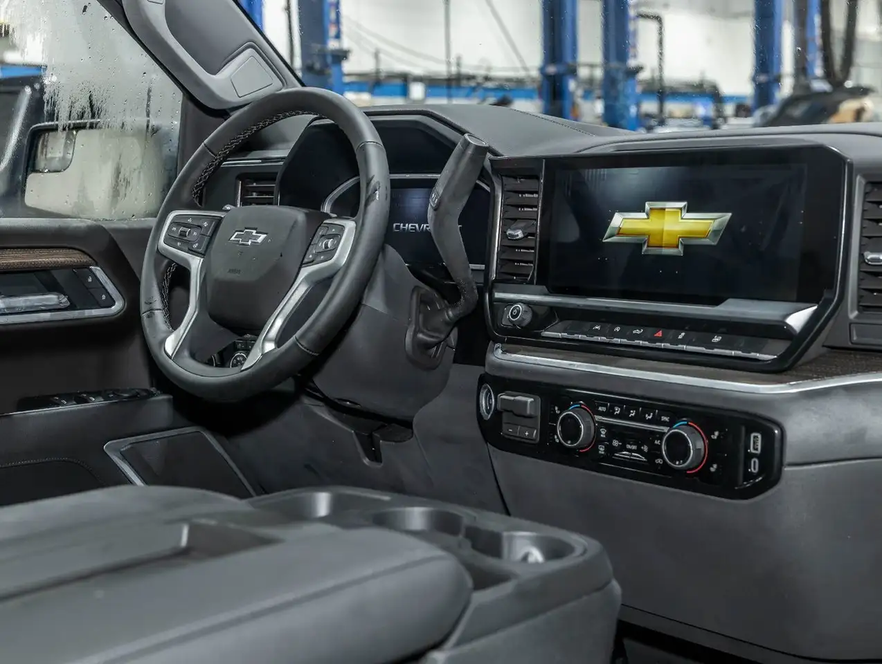 Chevrolet Silverado 1500 снимка Chevrolet Silverado 1500