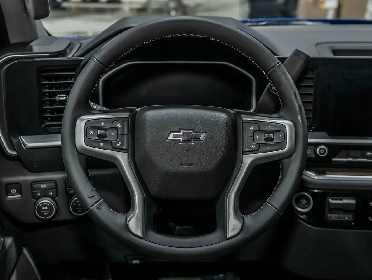 Chevrolet Silverado 1500 снимка Chevrolet Silverado 1500