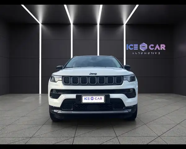 Jeep Compass view 2