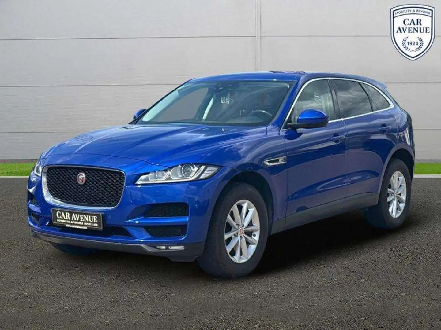 Jaguar F-Pace Portfolio Bleu - 1