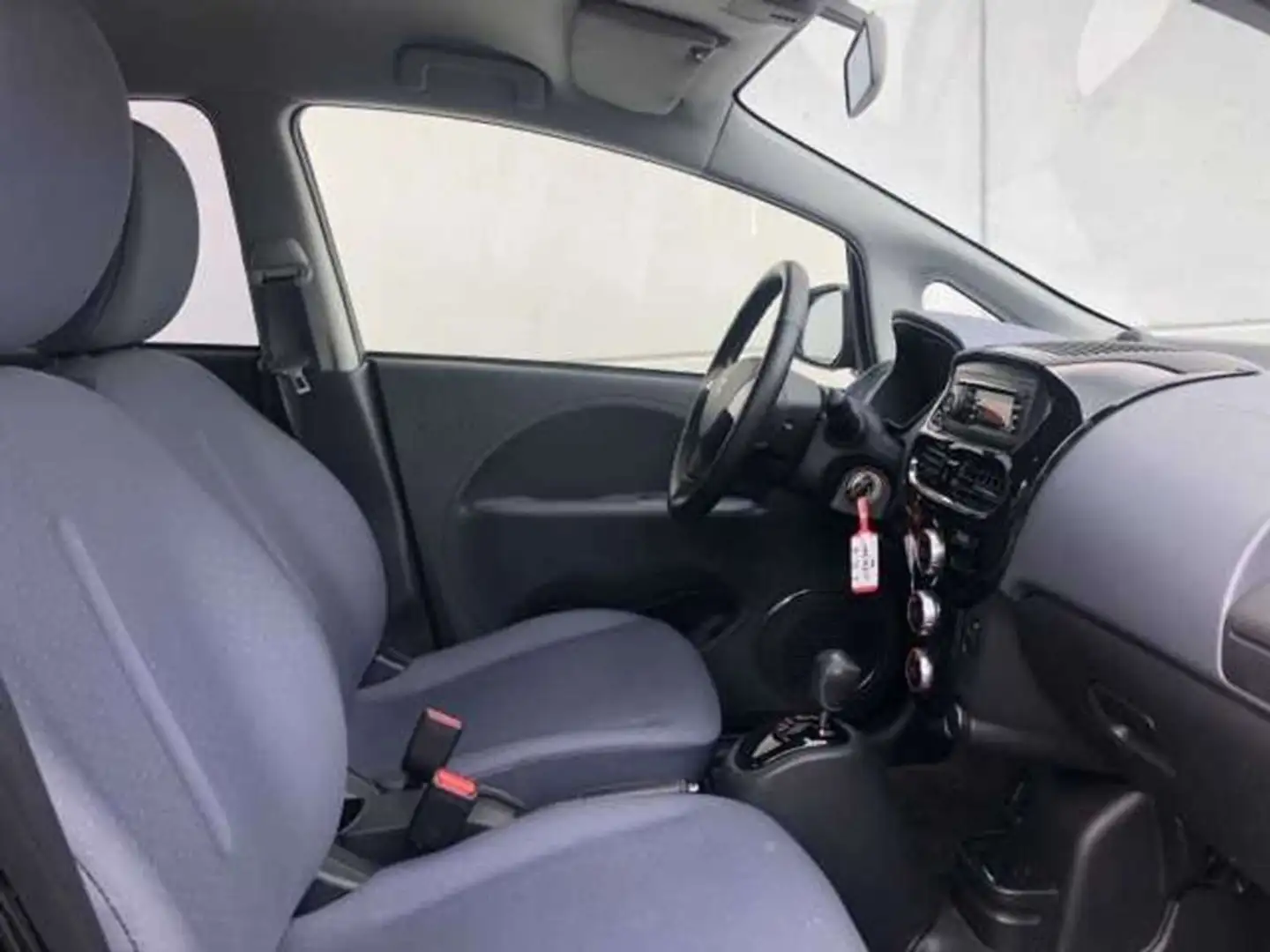 Peugeot iOn Modell 2018 Schwarz - 2