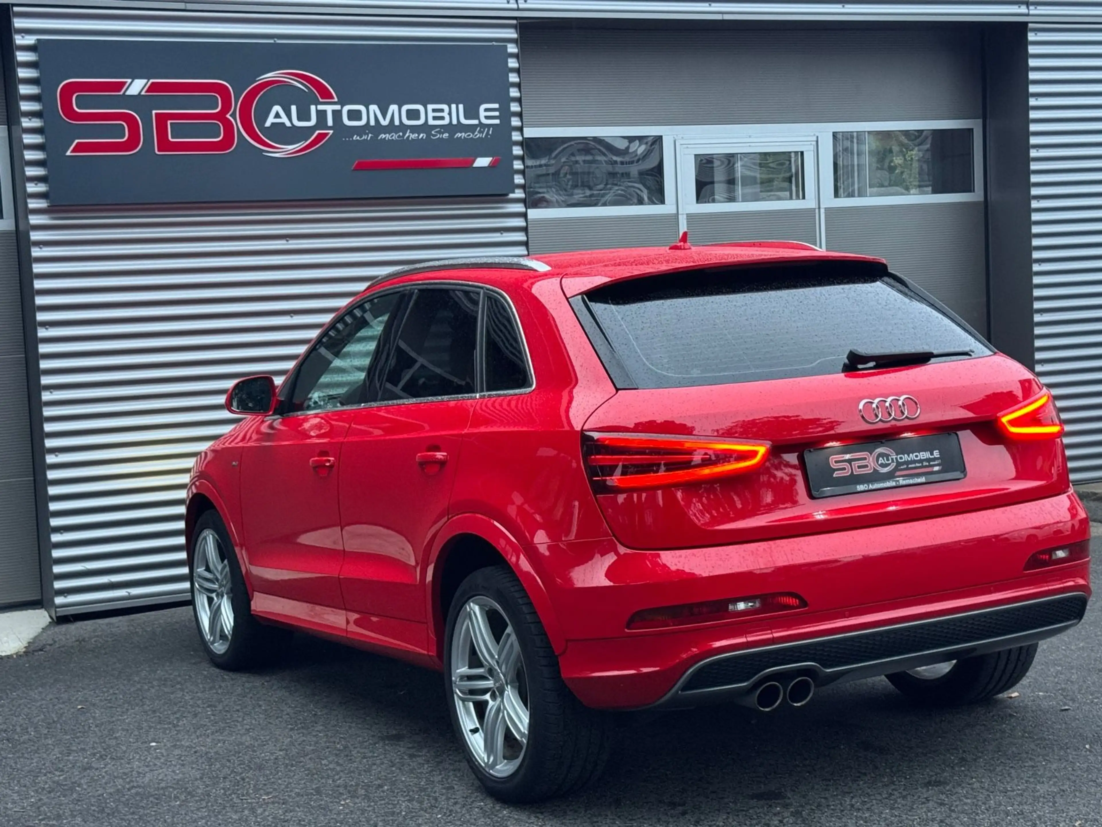 Audi Q3 2.0 TDI quattro/S line Sport / Plus — photo 4
