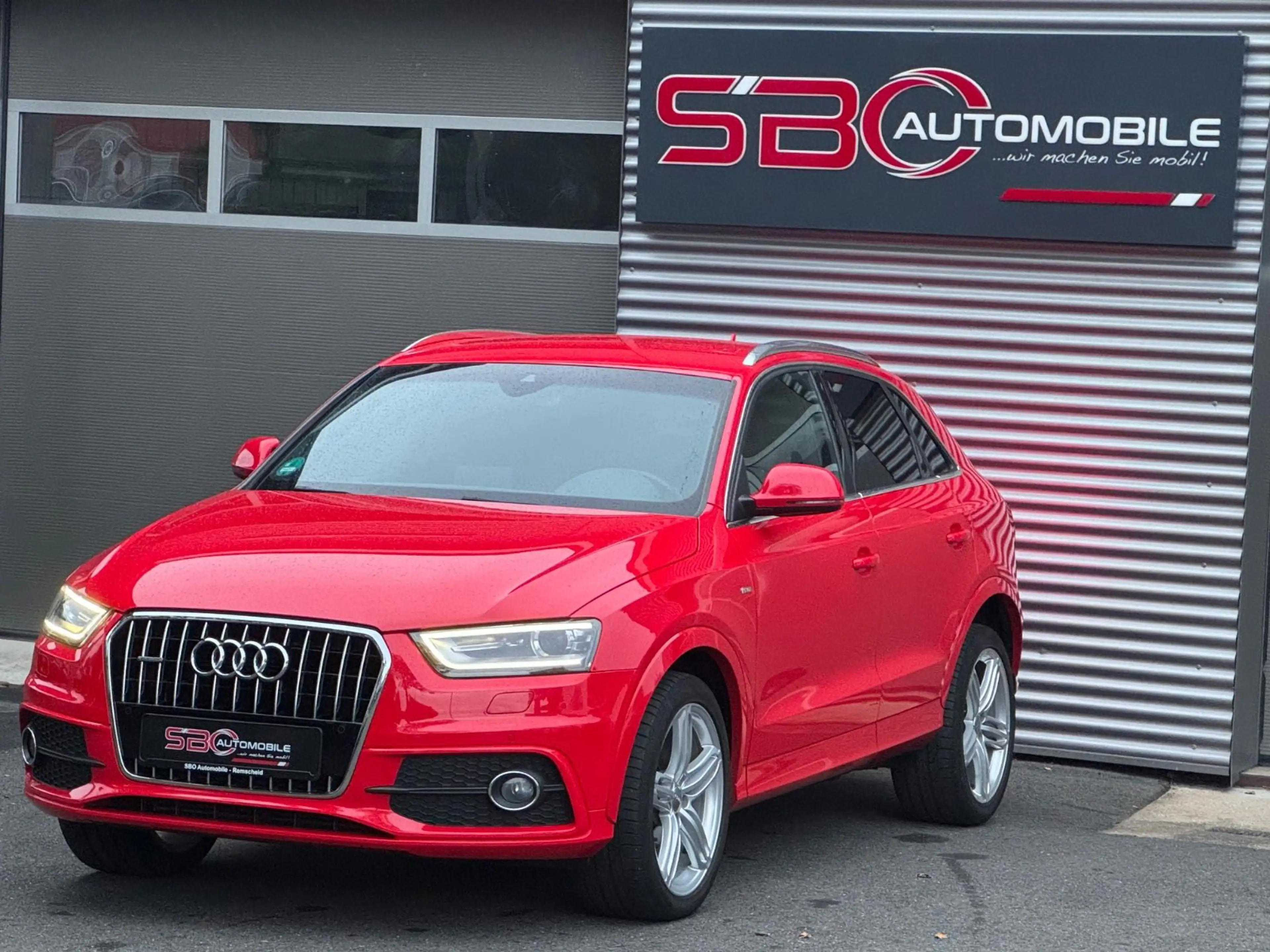 Audi Q3 2.0 TDI quattro/S line Sport / Plus — photo 11