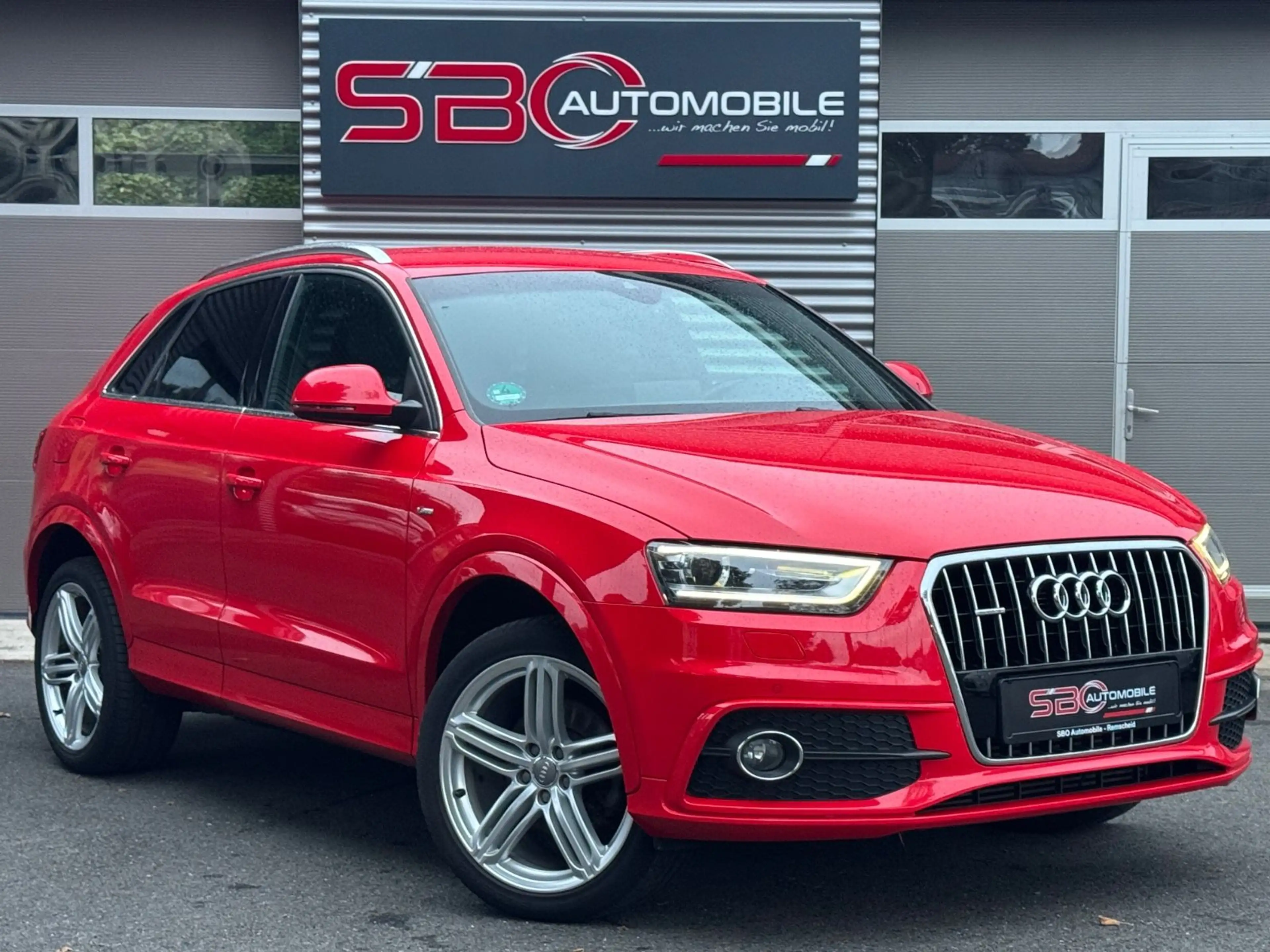 Audi Q3 2.0 TDI quattro/S line Sport / Plus — photo 9