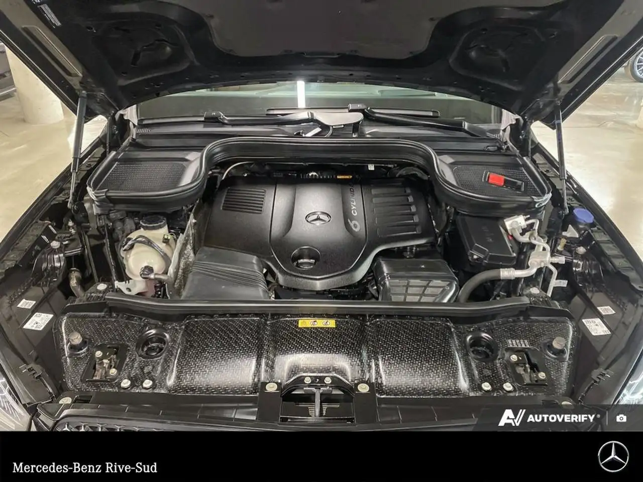 Mercedes-Benz GLE снимка Mercedes-Benz GLE