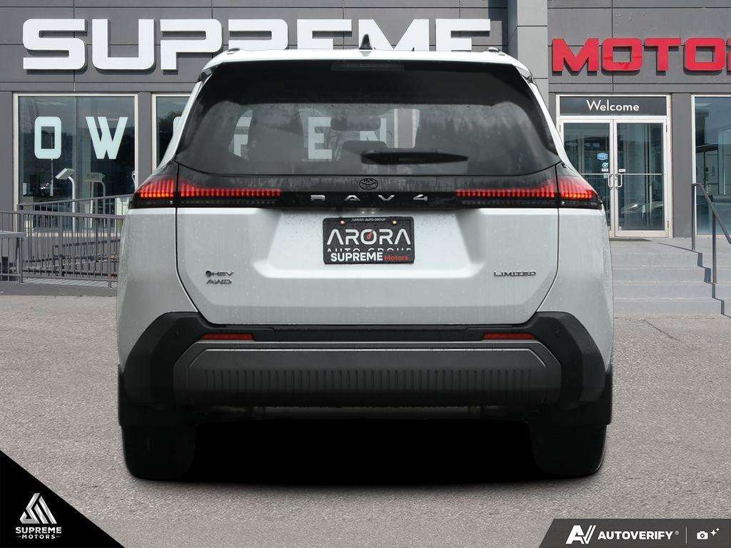 2026 Toyota RAV4 LIMITED / CLEAN CARFAX / MOONROOF / LEATHER / NAVI — photo 1