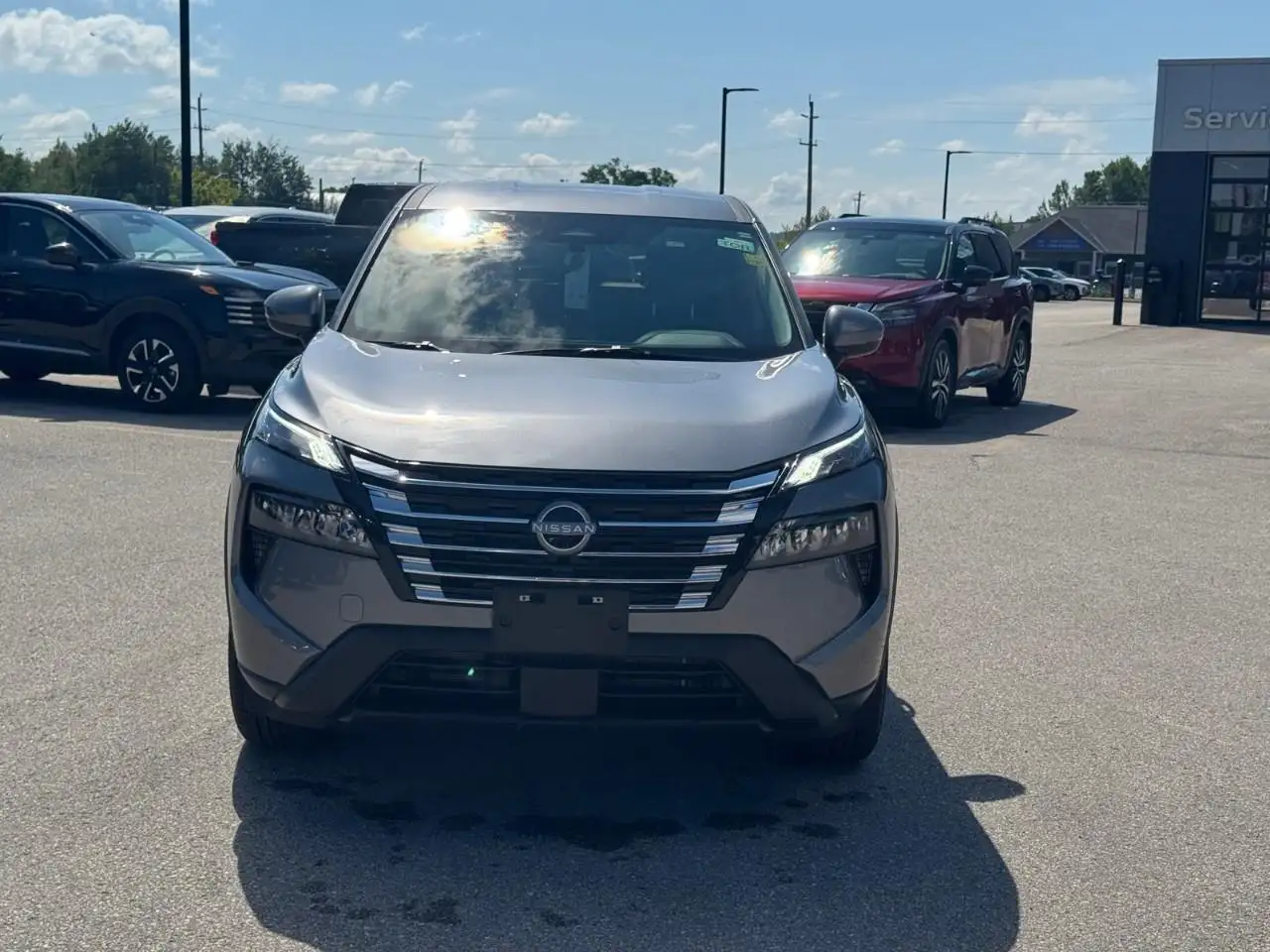 Nissan Rogue снимка Nissan Rogue