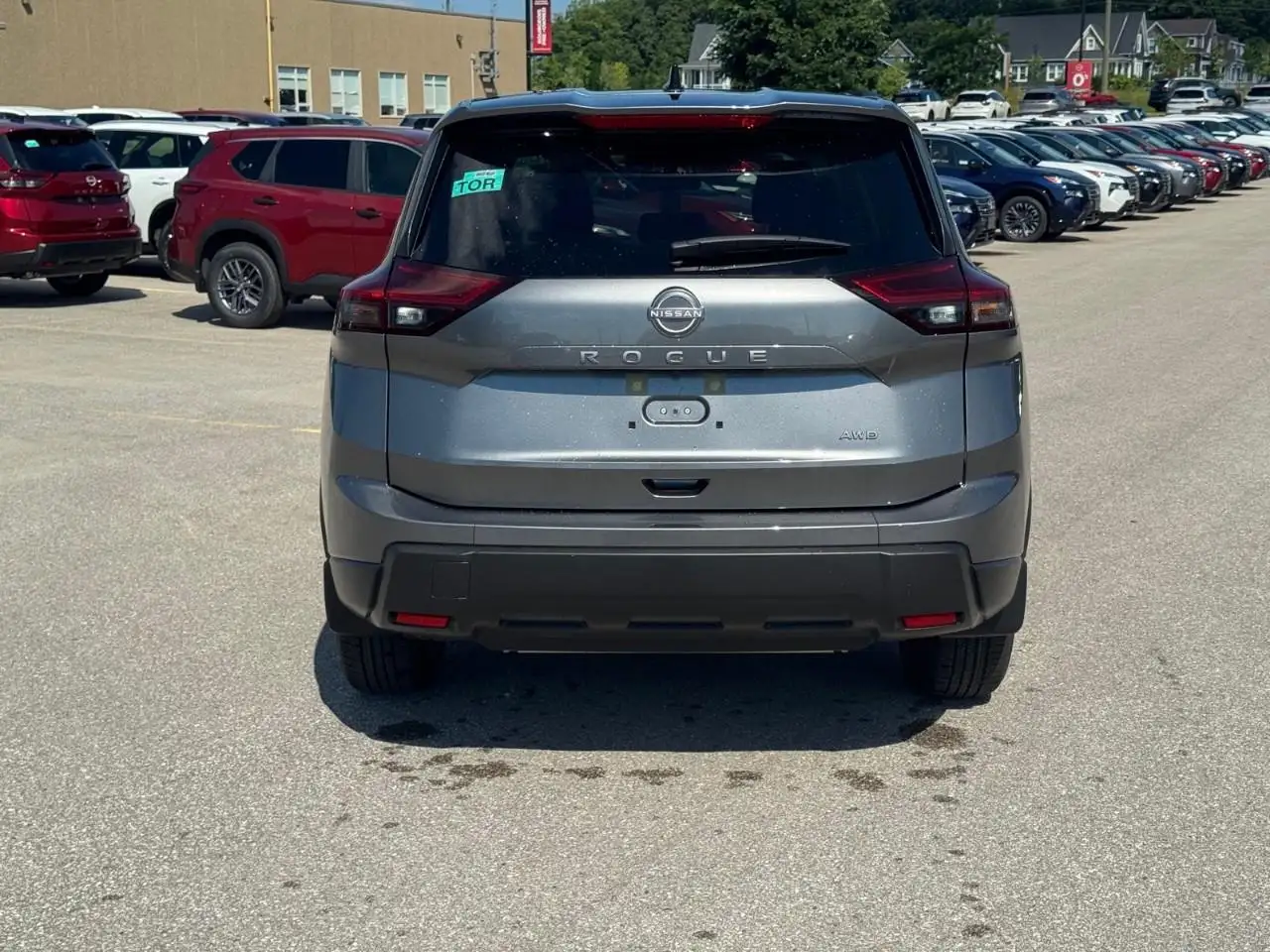 Nissan Rogue снимка Nissan Rogue