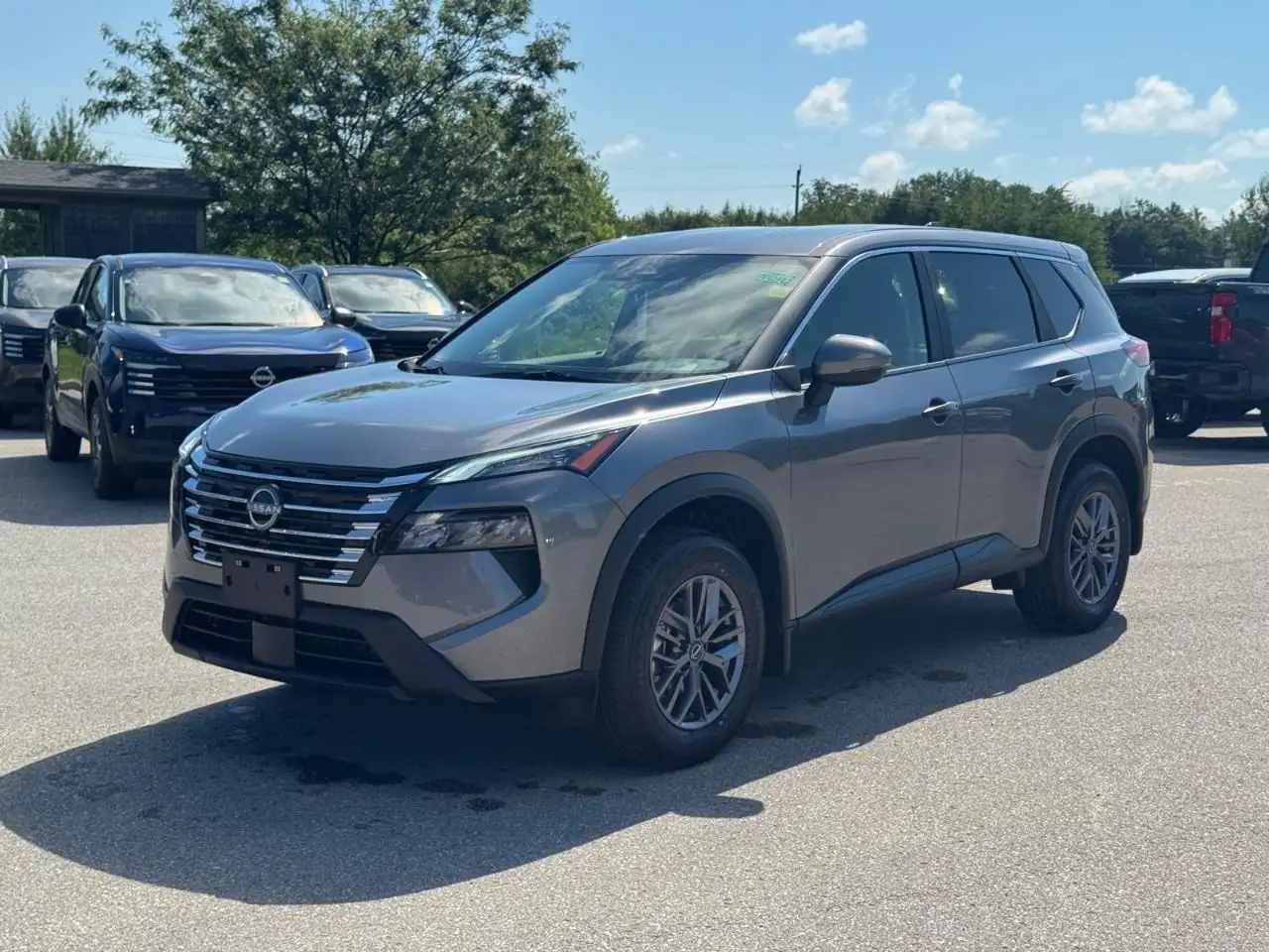 Nissan Rogue снимка Nissan Rogue