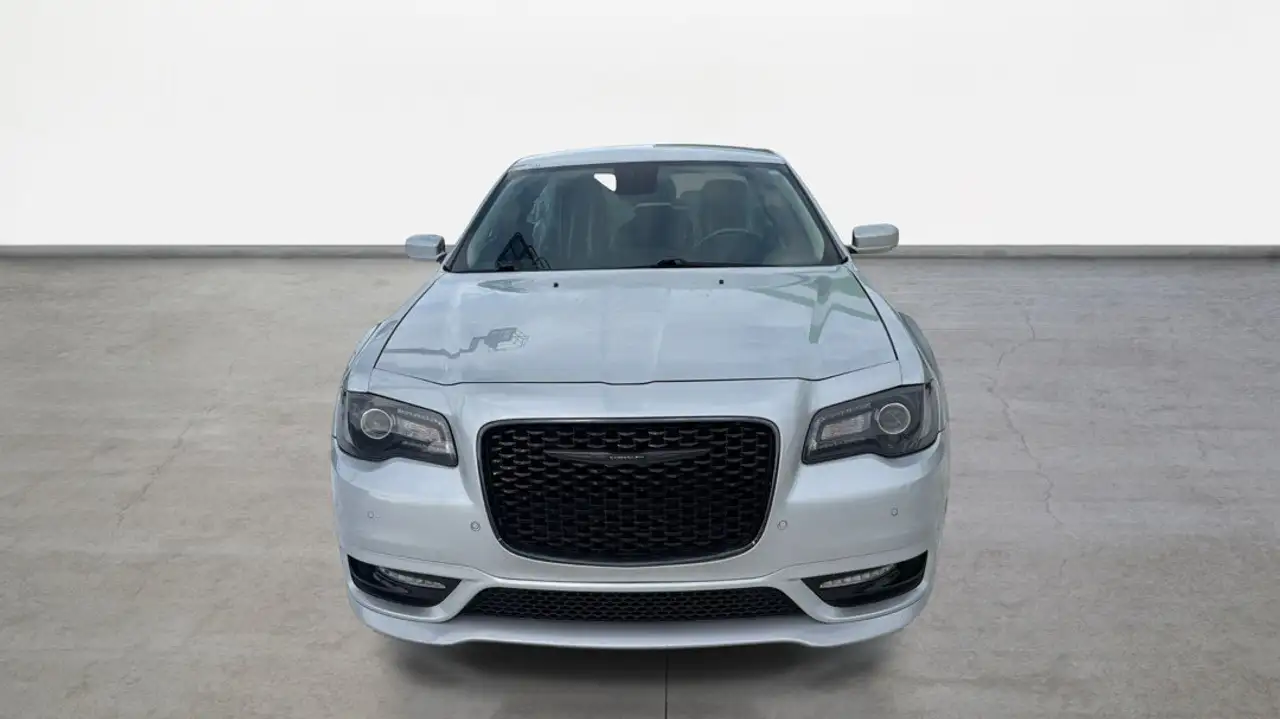 Chrysler 300 снимка Chrysler 300