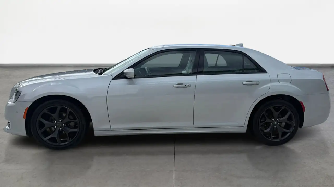 Chrysler 300 снимка Chrysler 300