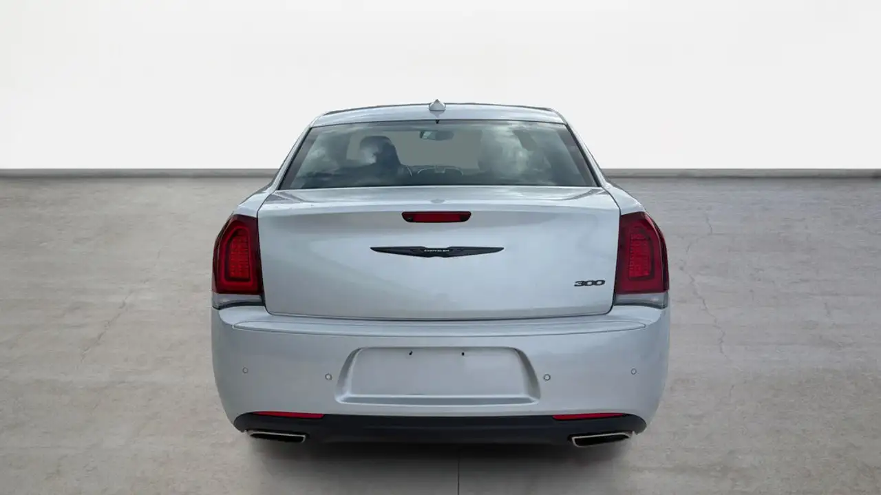 Chrysler 300 снимка Chrysler 300