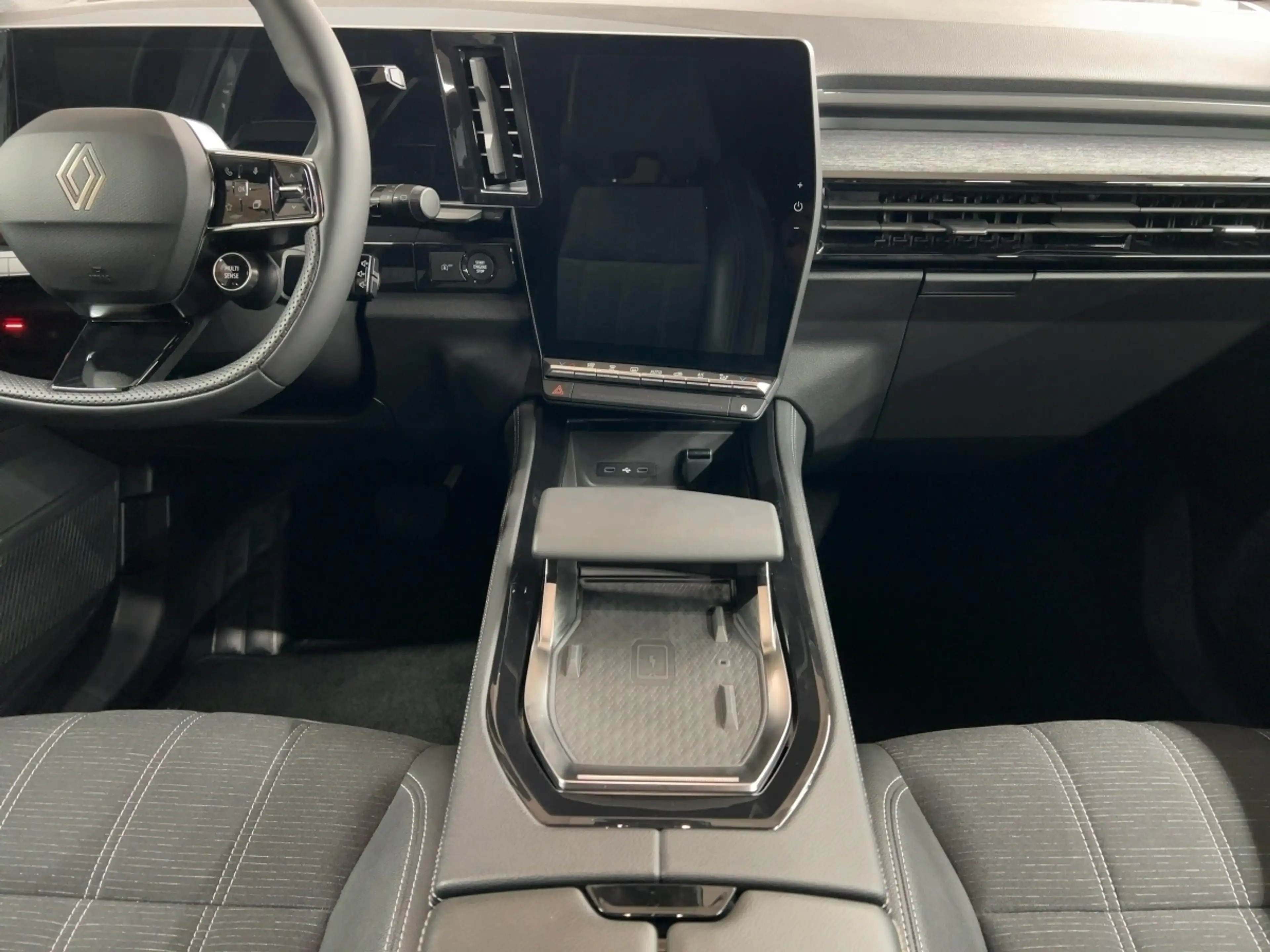 Renault Austral TECHNO TCe 160 AUTOMATIK LENKRAD BEHEIZBAR — photo 12