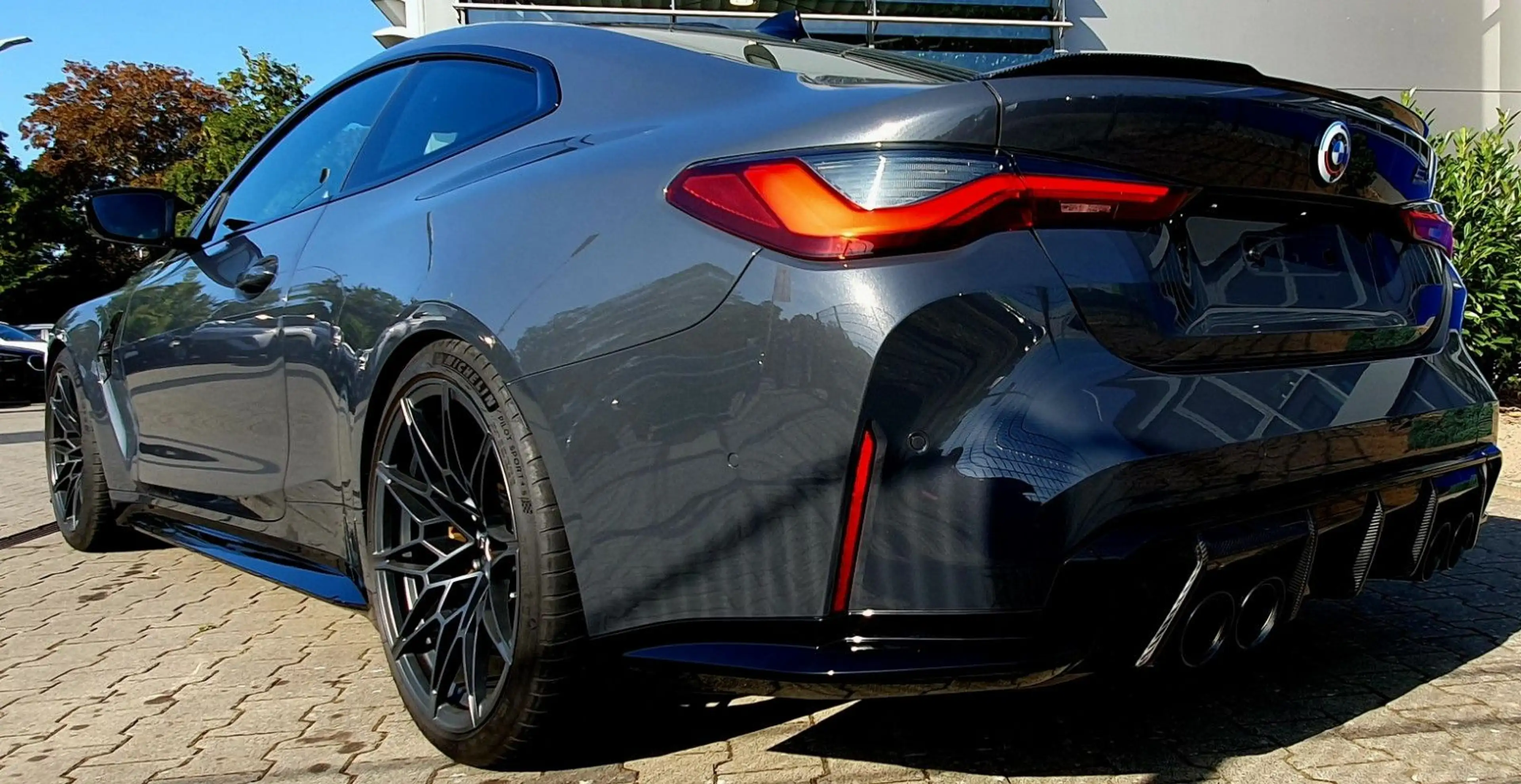 BMW M4 Coupe xDrive Competition 50 Jahre Jubiläum — photo 7