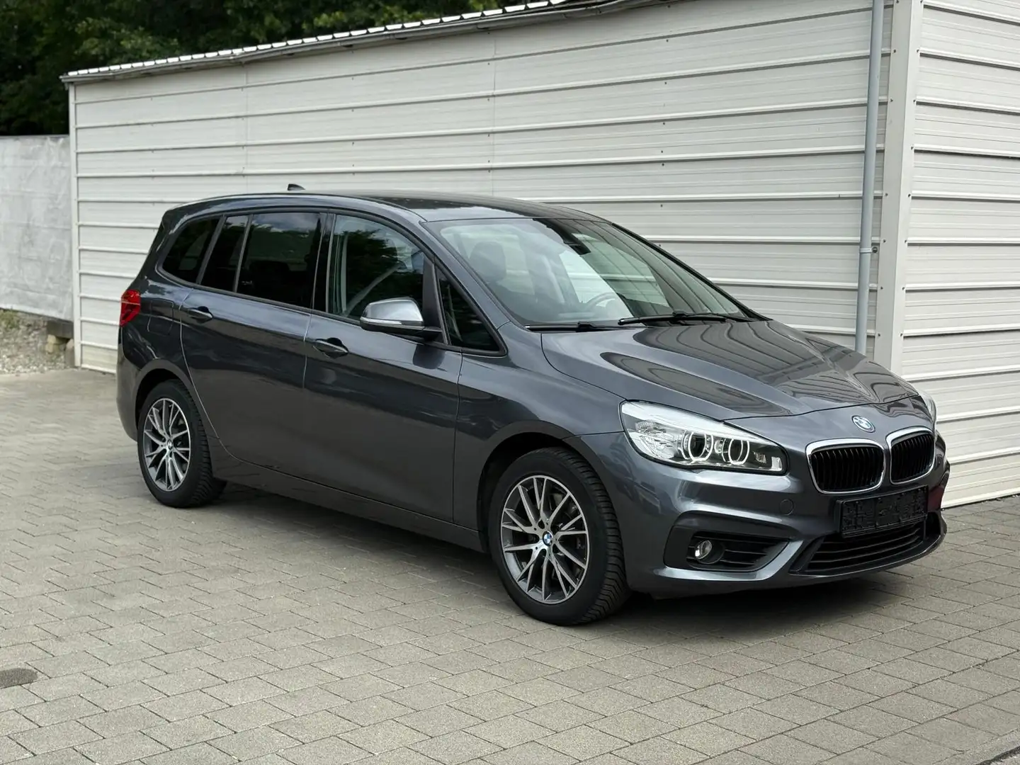 BMW 220 Navi*SHZ*Metallic Grijs - 2