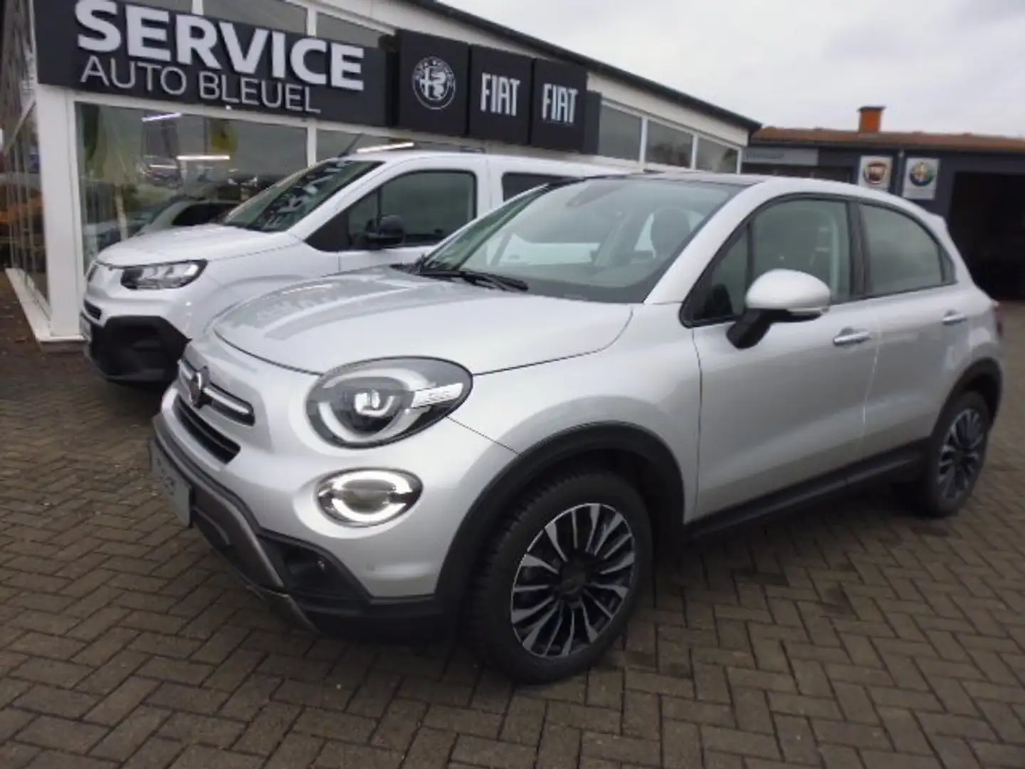 Fiat 500X City Cross Glasschiebedach/NAV/LED Paket/ Silber - 2