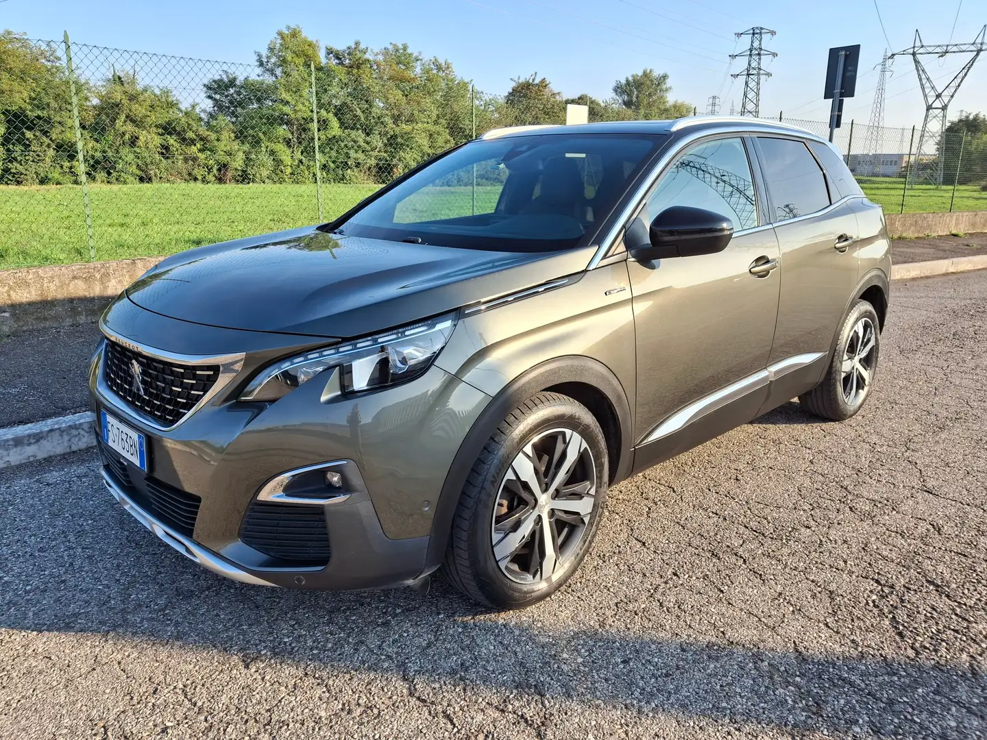 Peugeot 3008 2.0 bluehdi GT Line s Grijs - 1