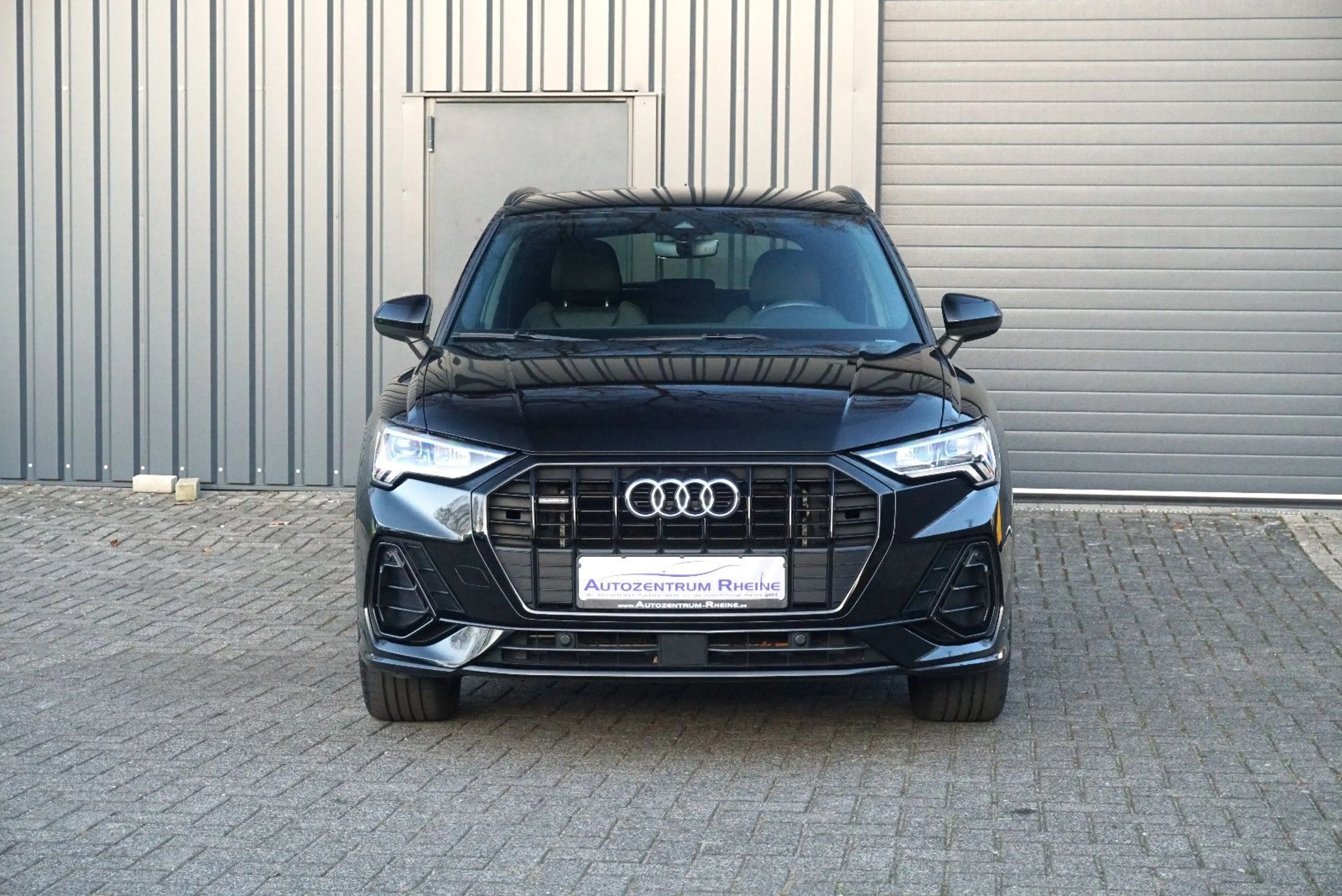 Audi Q3 40 TDI quattro S-line ACC Virtual LED AHK SHZ — photo 2