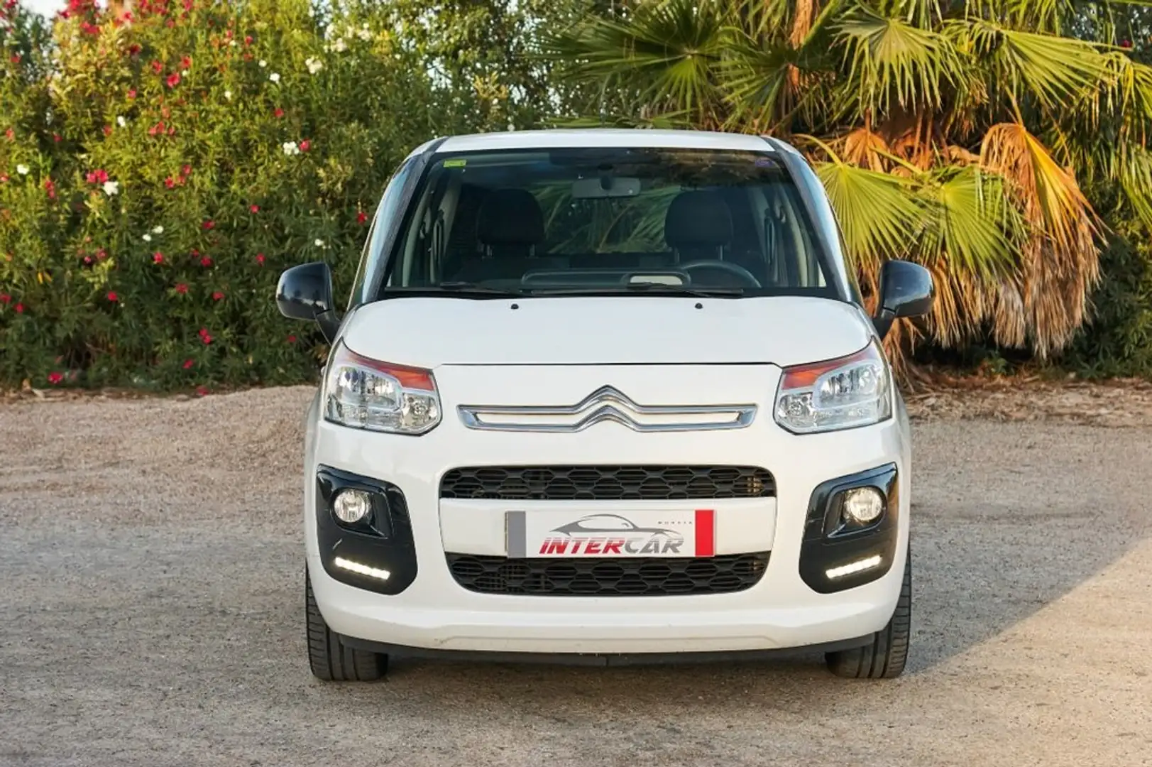 Citroen C3 Aircross PureTech 81KW (110CV) Feel Weiß - 2