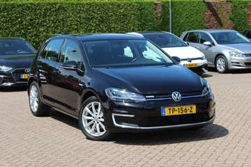 e-Golf / SoH 93,3% / NL Auto! / CarPlay / Parkeerh