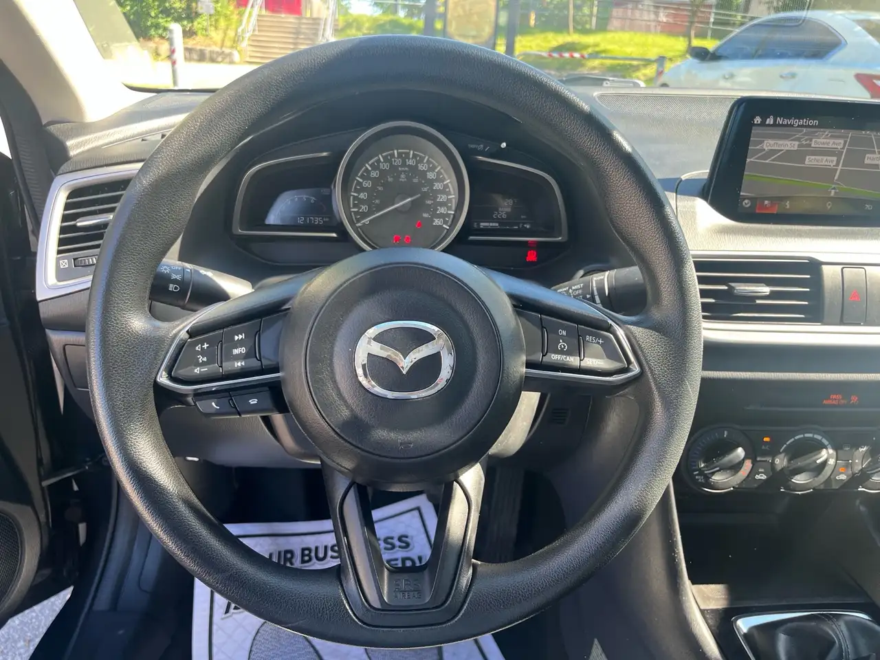 Mazda 3 снимка Mazda 3