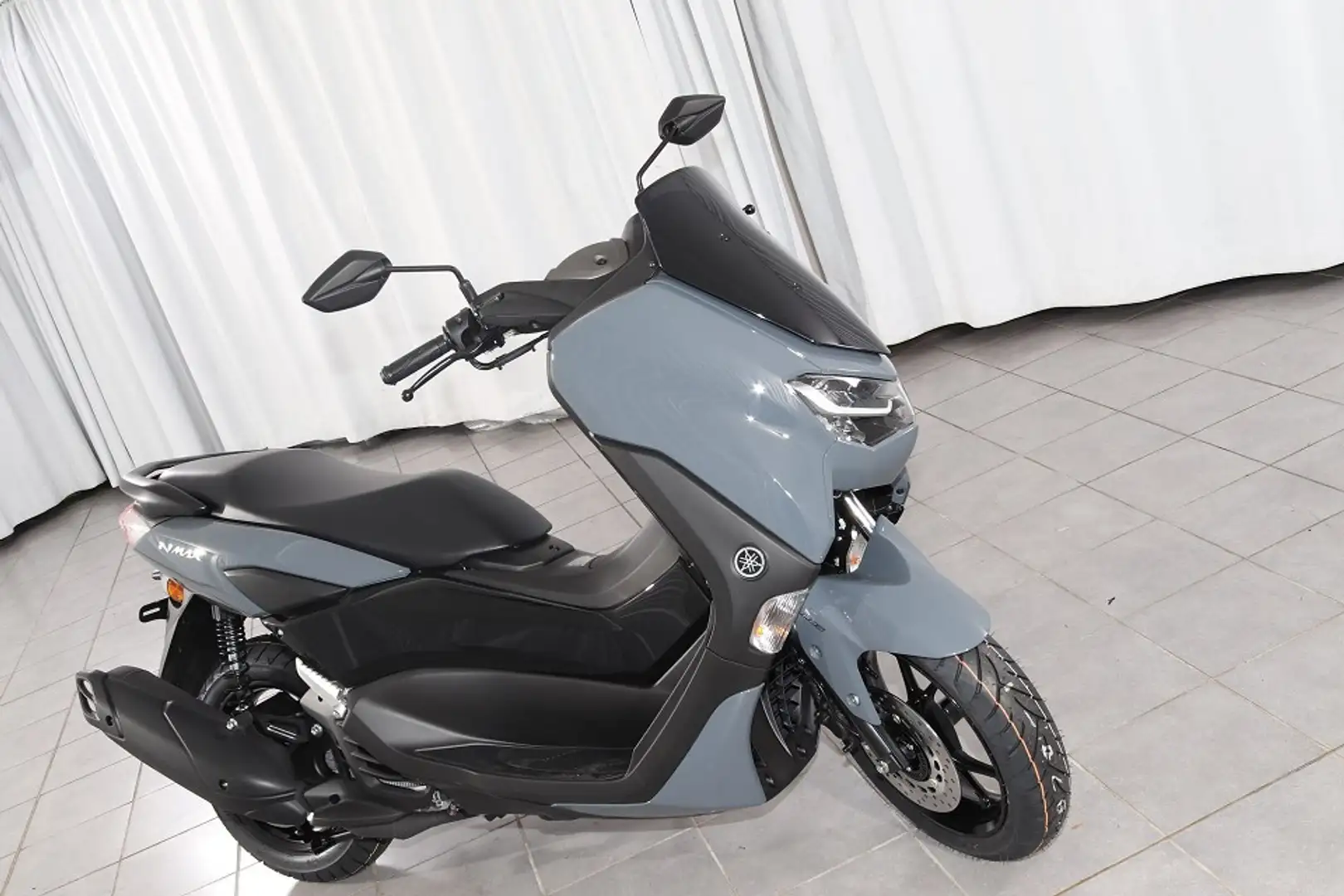 Yamaha NMAX x 125 2024 Zulassungsbonus  NMAX Gri - 1
