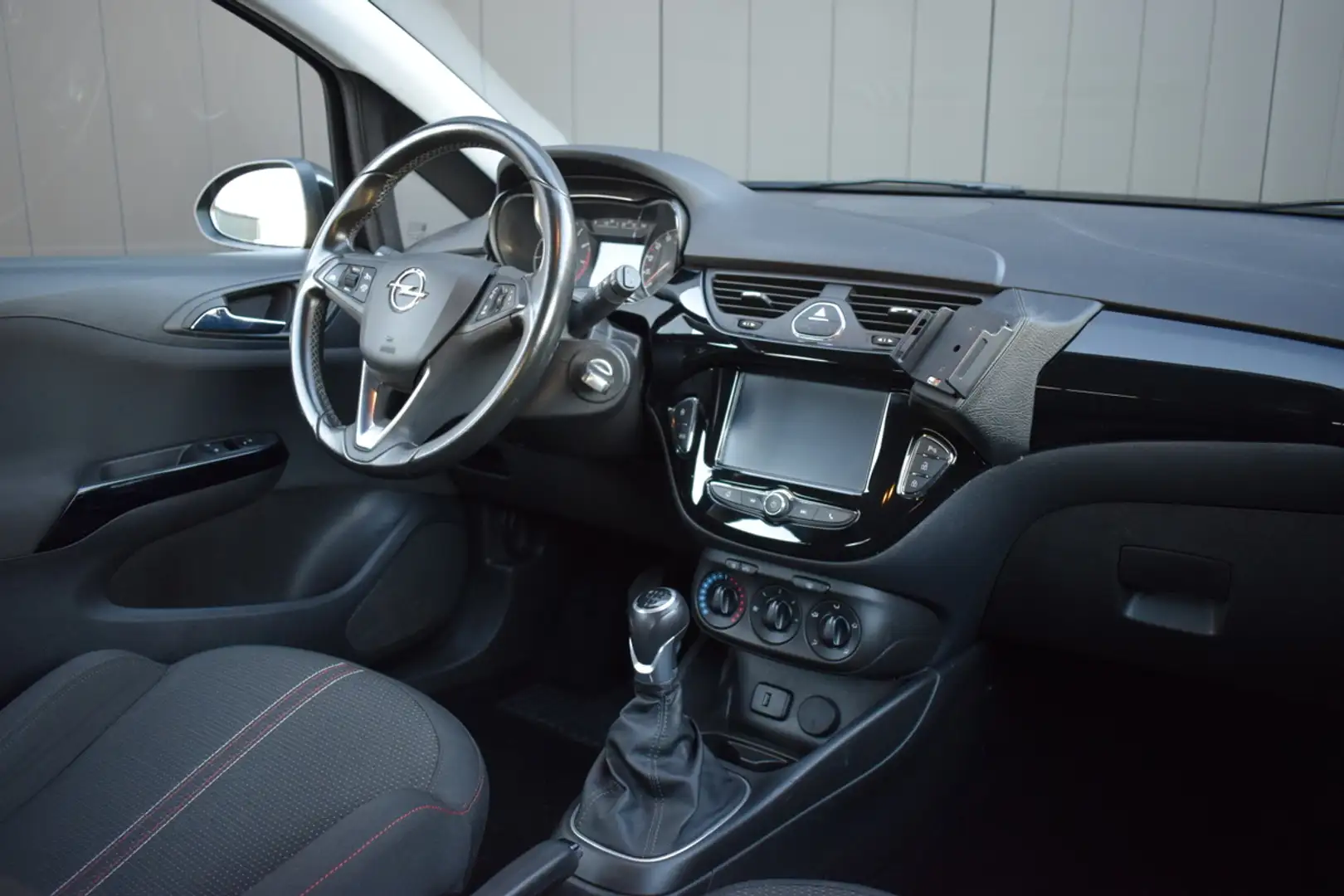 Opel Corsa 1.4 Online Edition Airco | Carplay | Sportstoelen Negro - 2