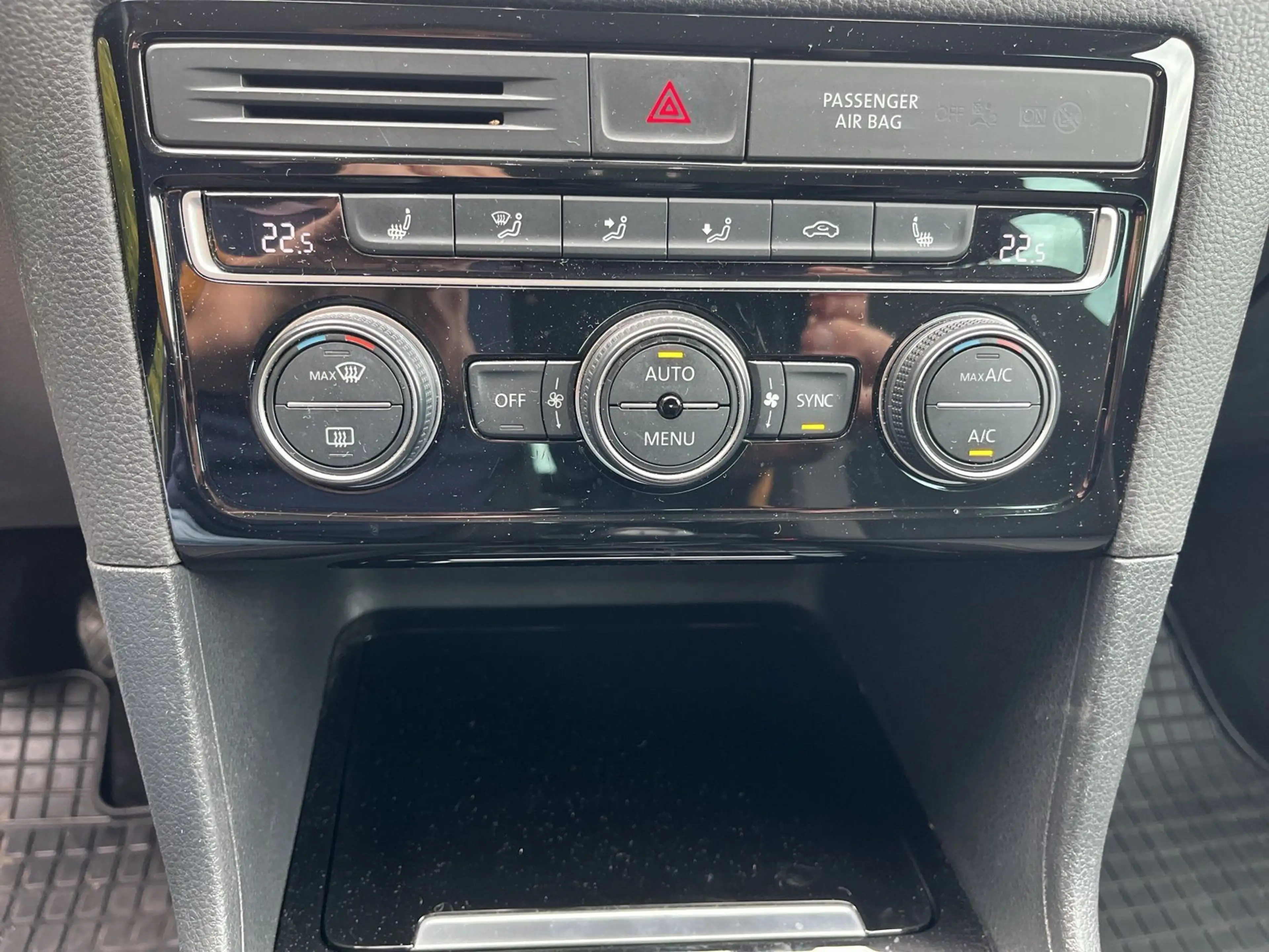 Volkswagen Golf Sportsvan VII Highline BMT/Start-Stop — photo 10