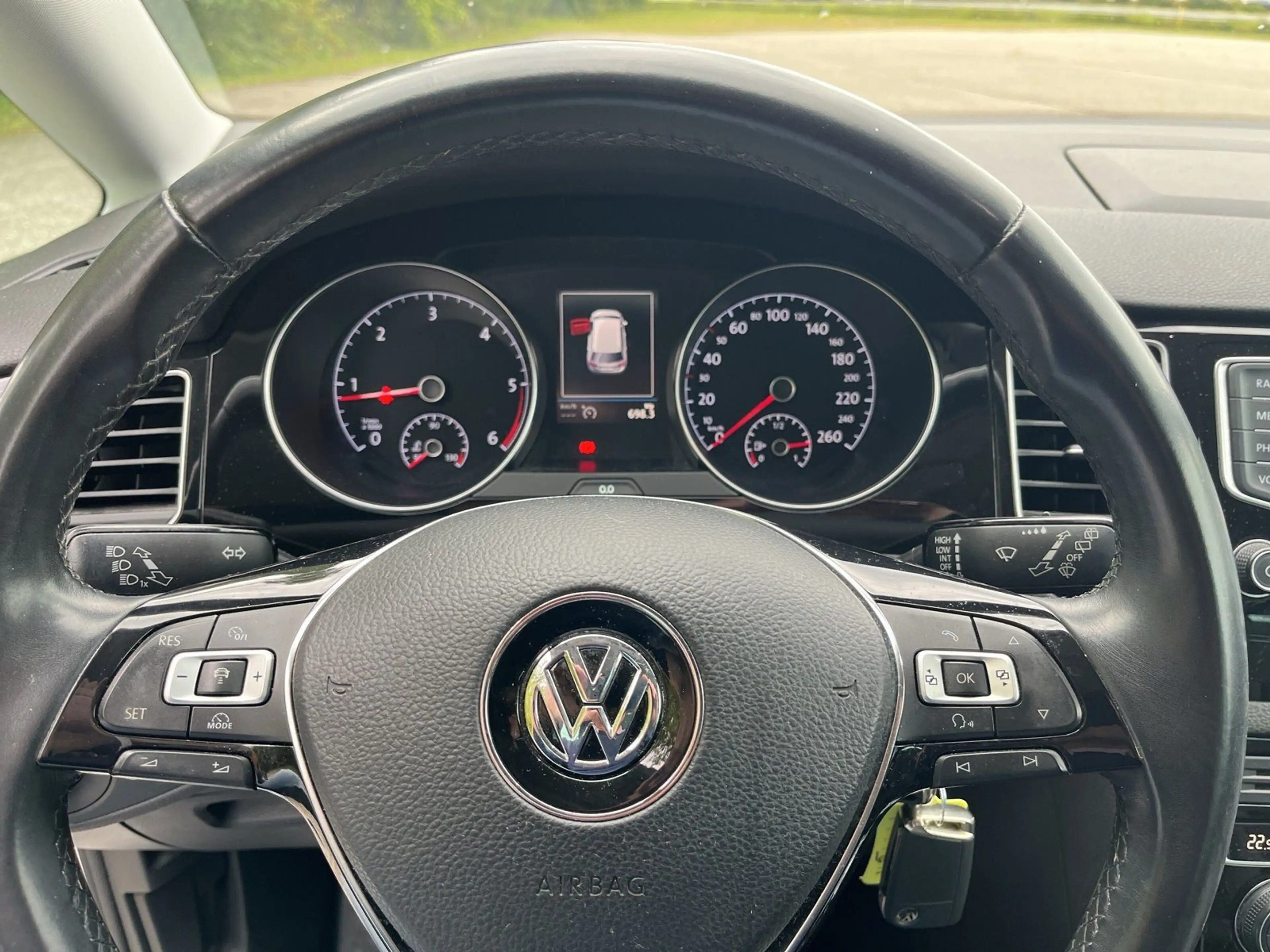 Volkswagen Golf Sportsvan VII Highline BMT/Start-Stop — photo 9
