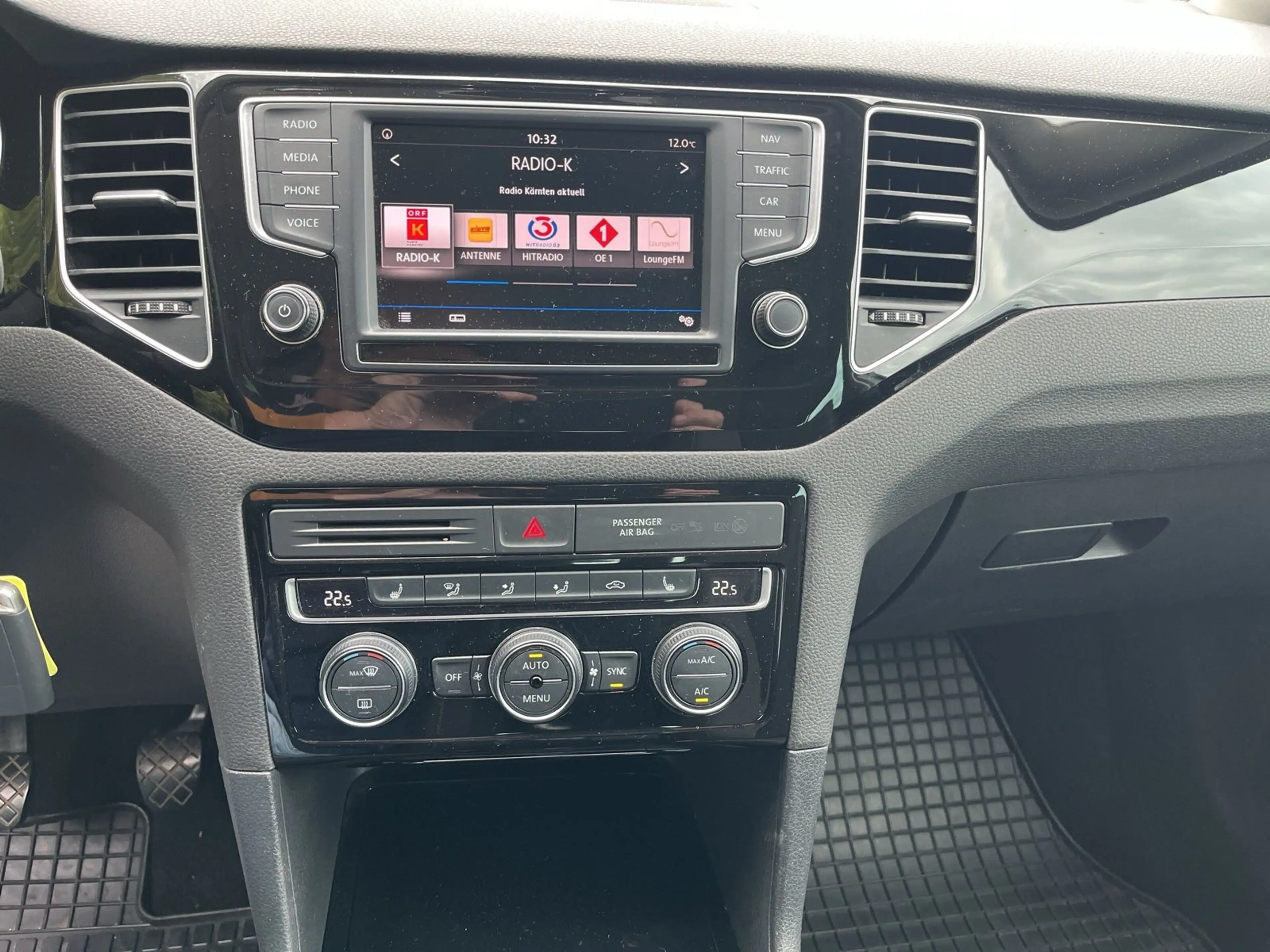 Volkswagen Golf Sportsvan VII Highline BMT/Start-Stop — photo 8