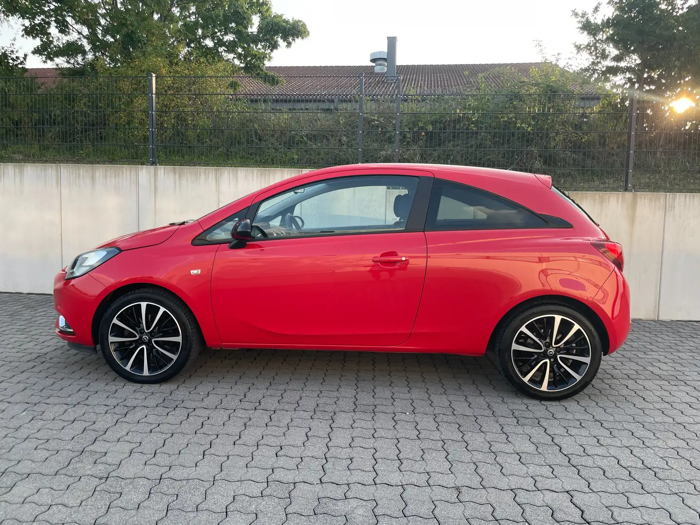 Opel Corsa 1.0 Turbo Color Edition Navi*Kli*PDC*SH*SpSi*17 Rot - 2