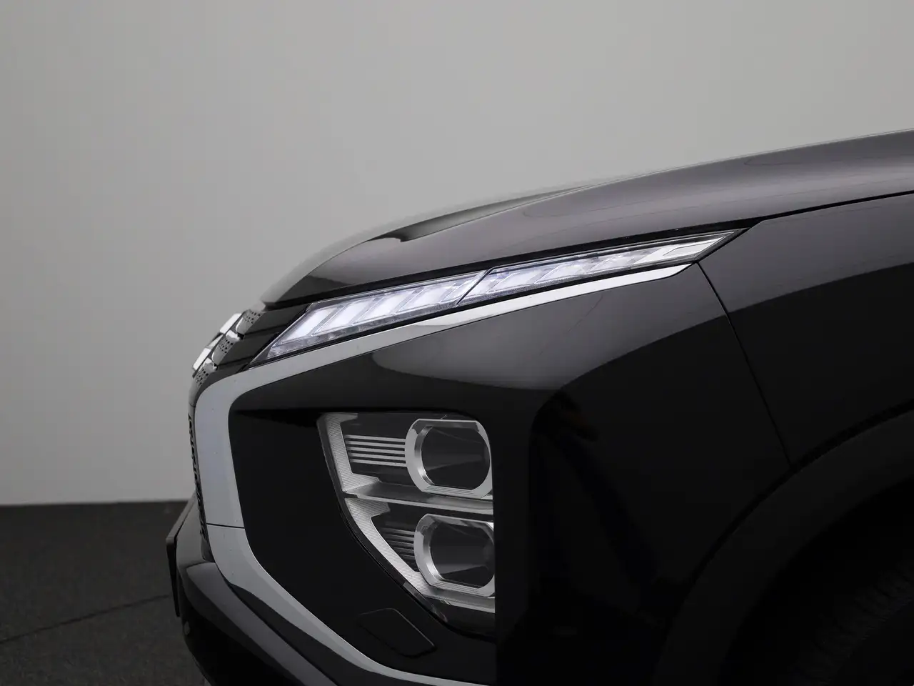 Mitsubishi Eclipse Cross 2024 — фото 15