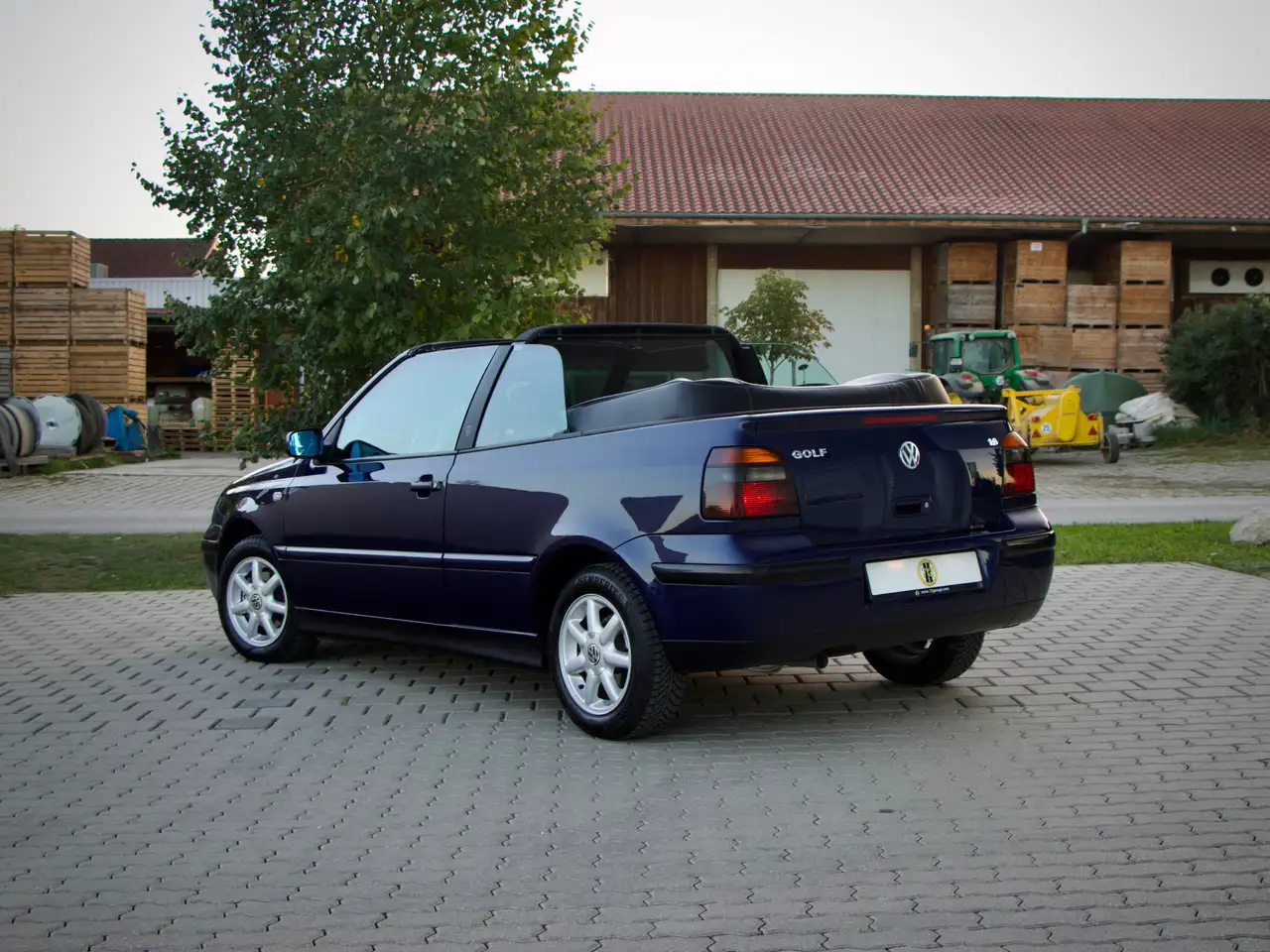 Volkswagen Golf Cabriolet Trendline 1.6 101PS TÜV 06/2028, foto 2