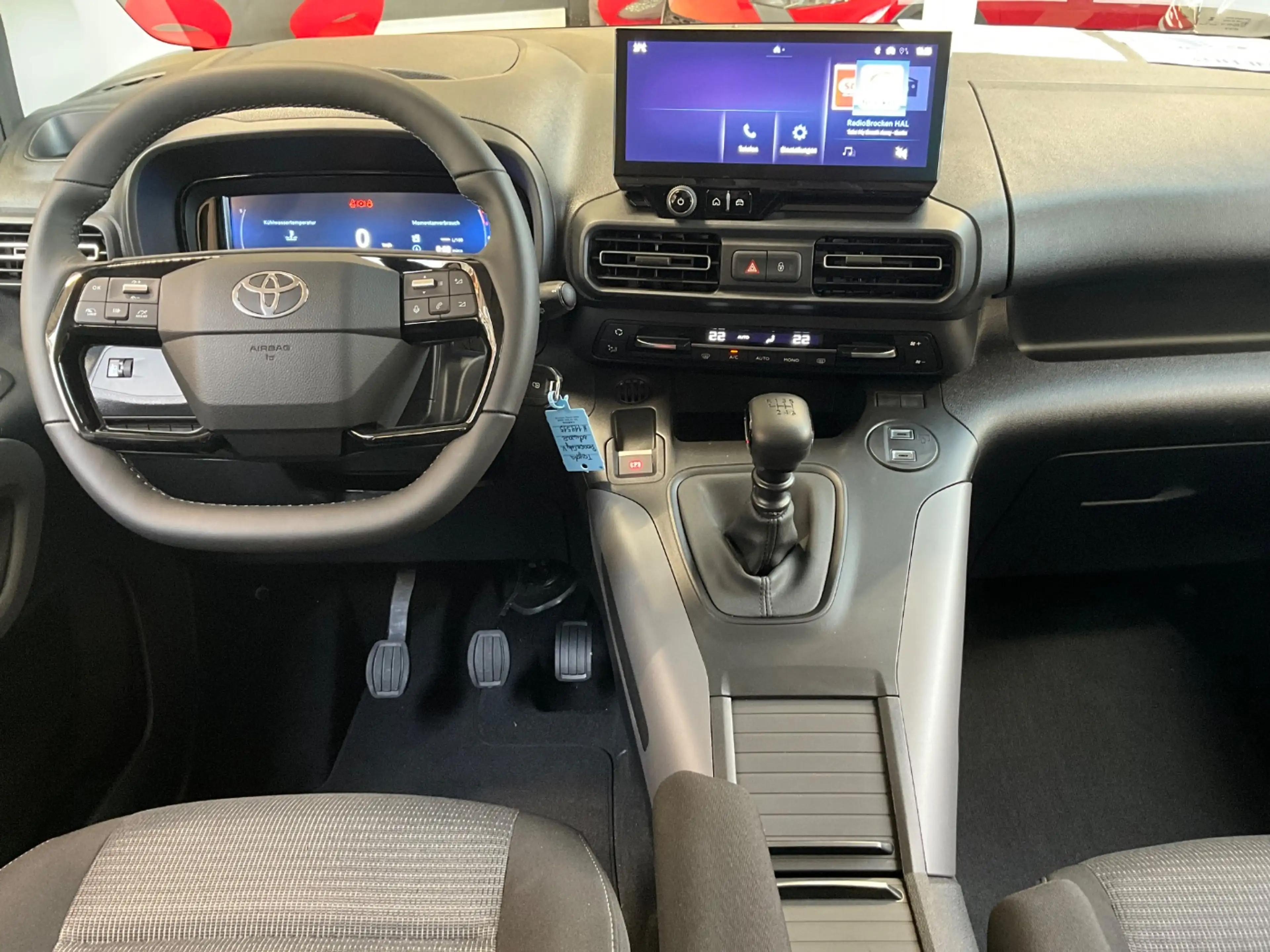 Toyota Proace City Verso 1.2l Teamplayer LED+2xKlima — photo 12
