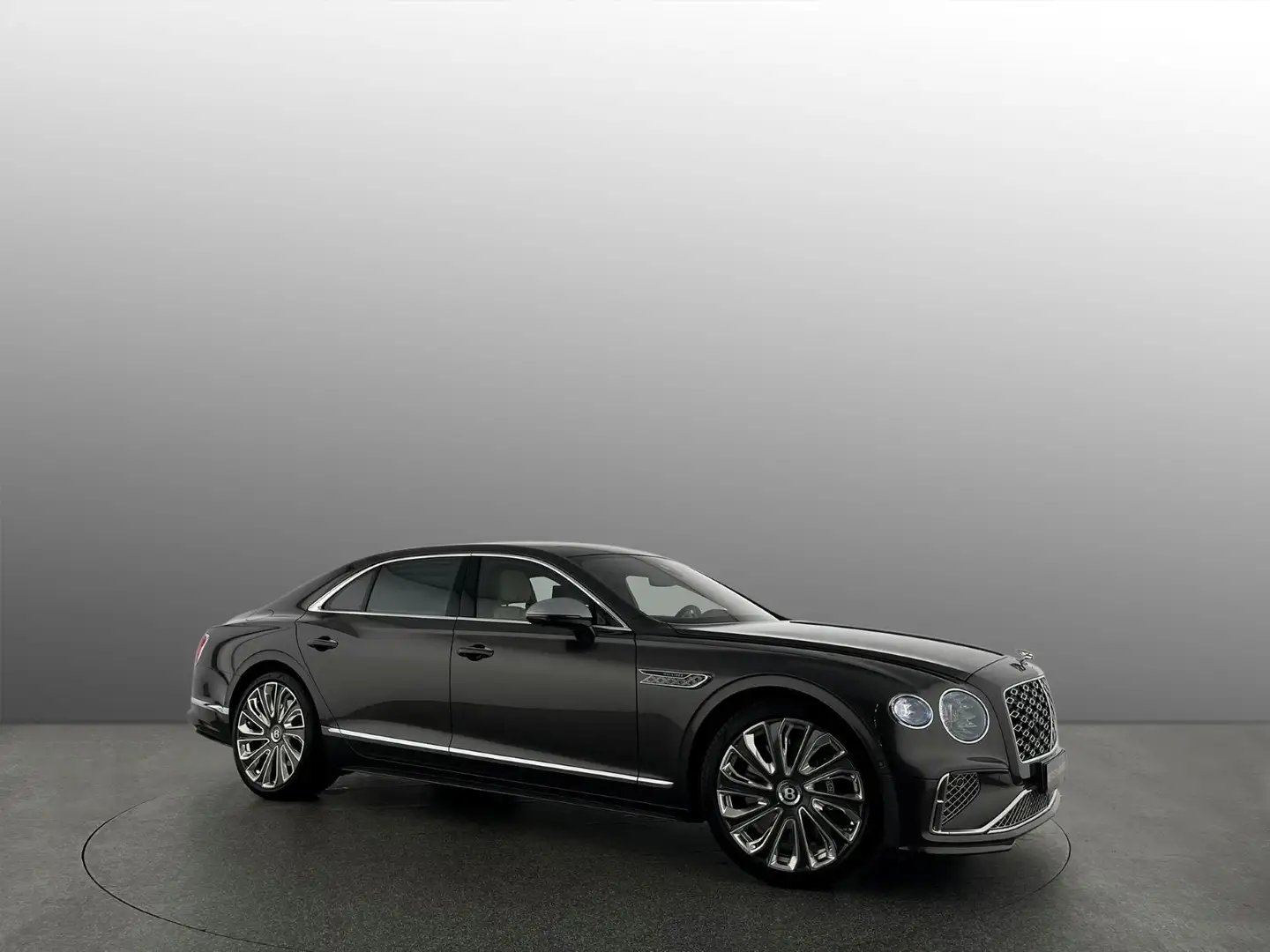 Bentley Flying Spur Mulliner V8 Hybrid |Bentley Nürnberg Bruin - 1