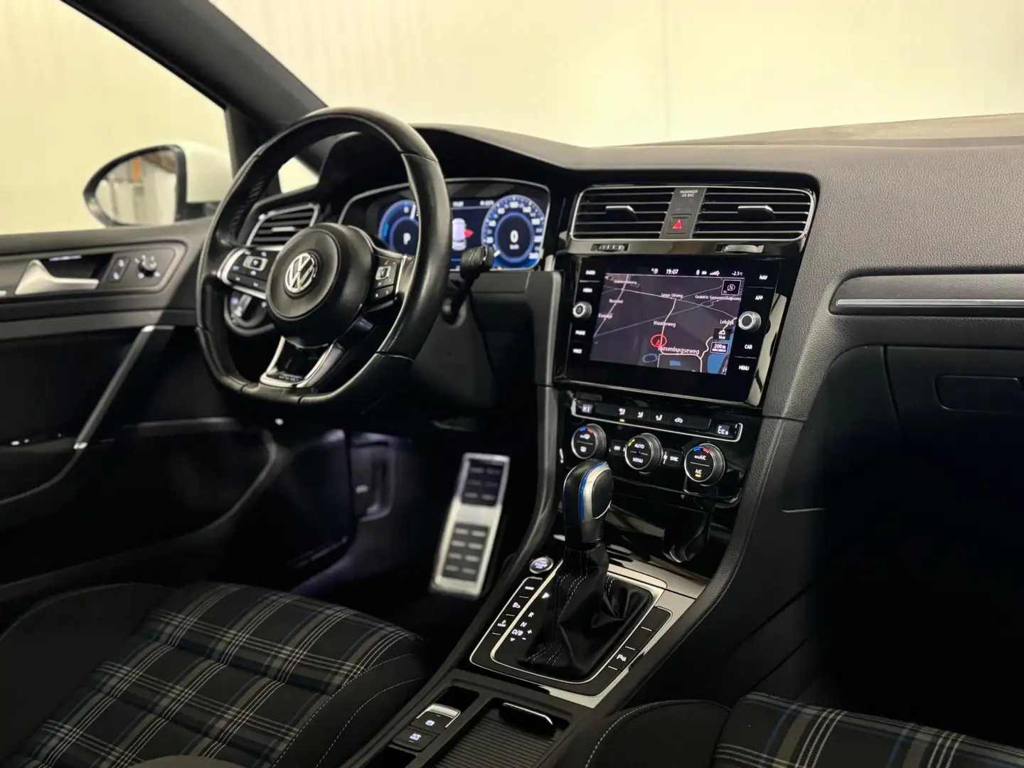 Volkswagen Golf GTE 1.4 TSI 2020 VIRTUAL/KEYLESS/ACC/CLIMA/CAMERA/18" Blanc - 2