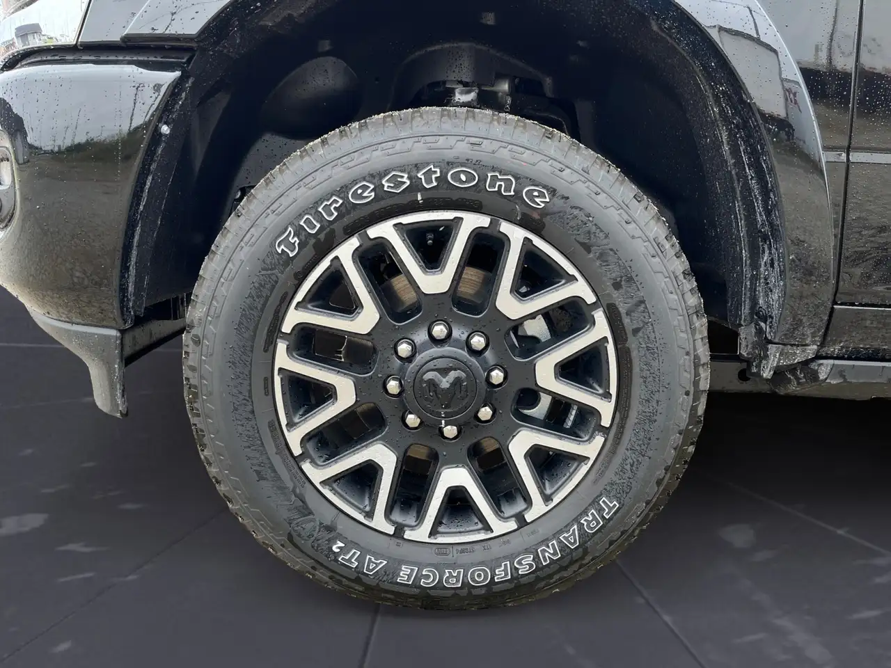 RAM 2500 снимка RAM 2500