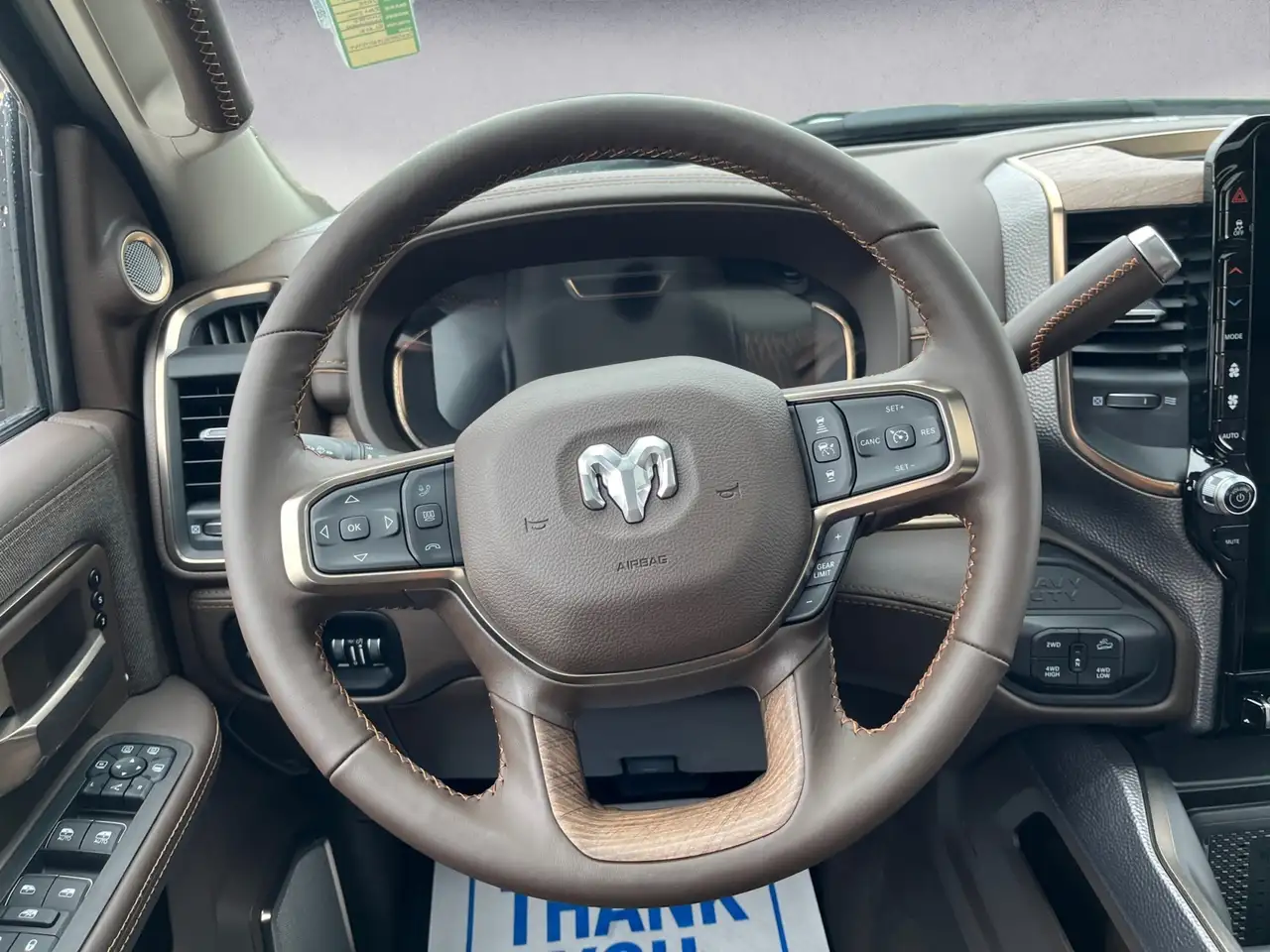 RAM 2500 снимка RAM 2500
