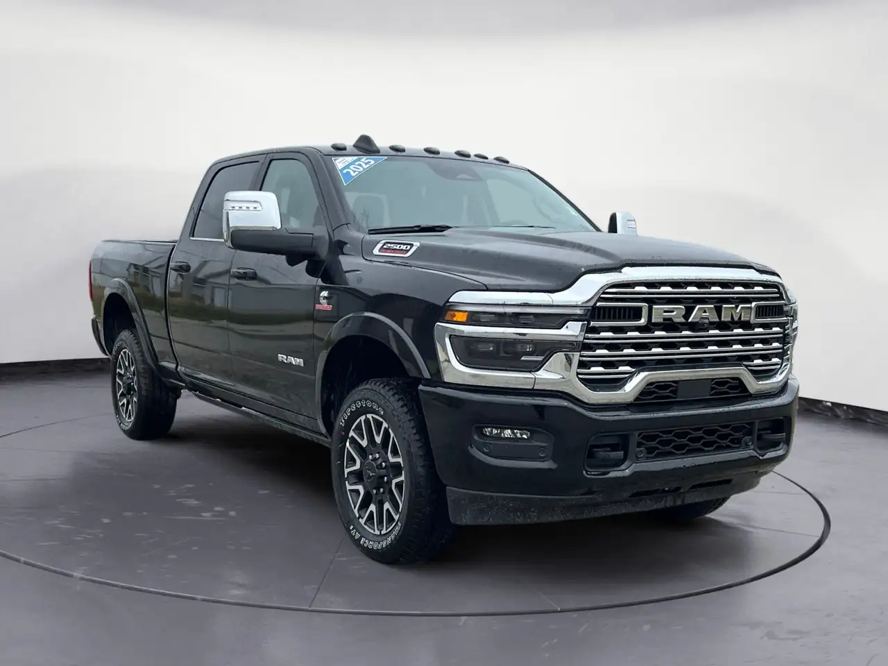 RAM 2500 снимка RAM 2500