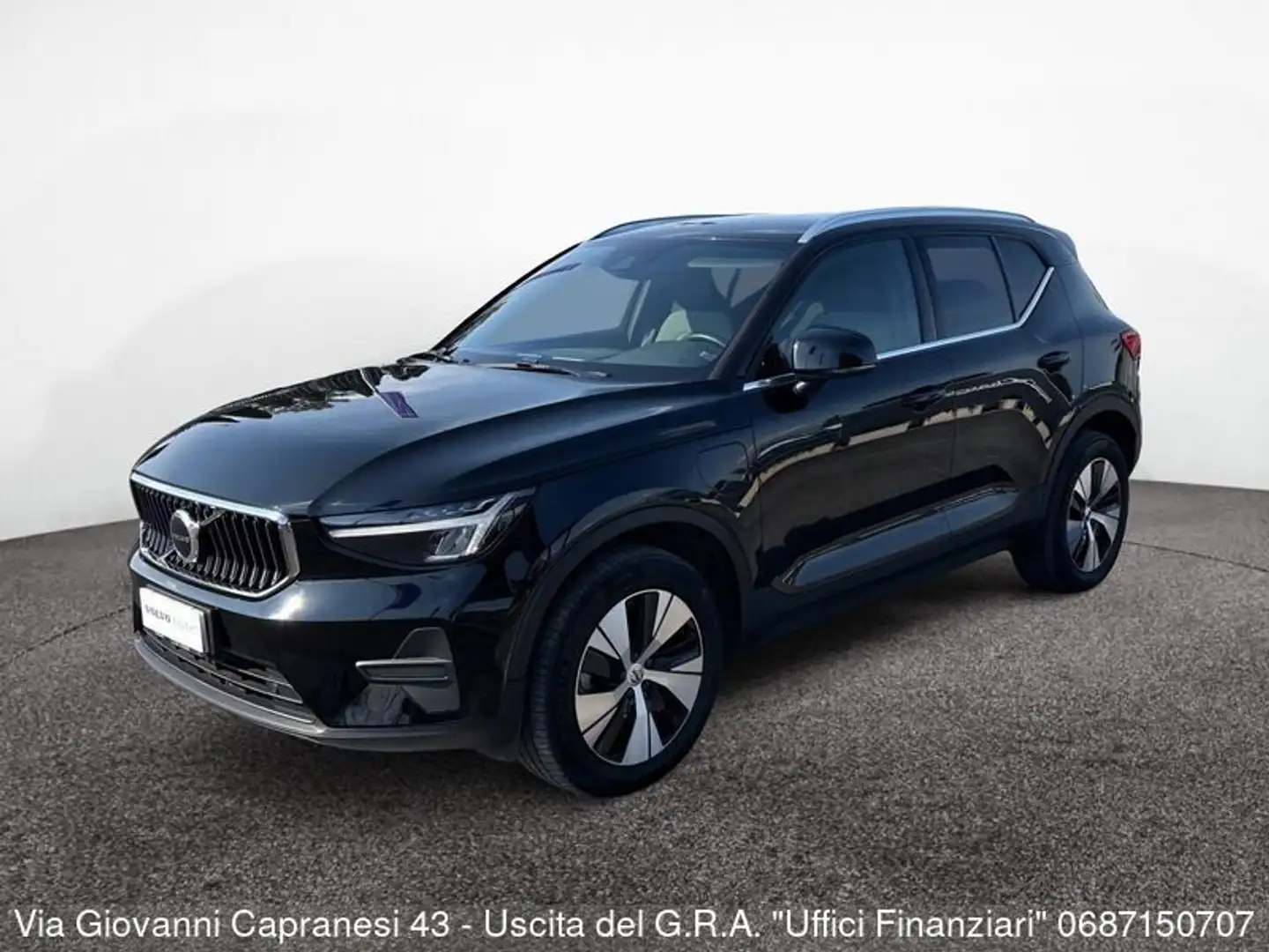 Volvo XC40 T4 Recharge Plug-in Hybrid automatico Core Schwarz - 1