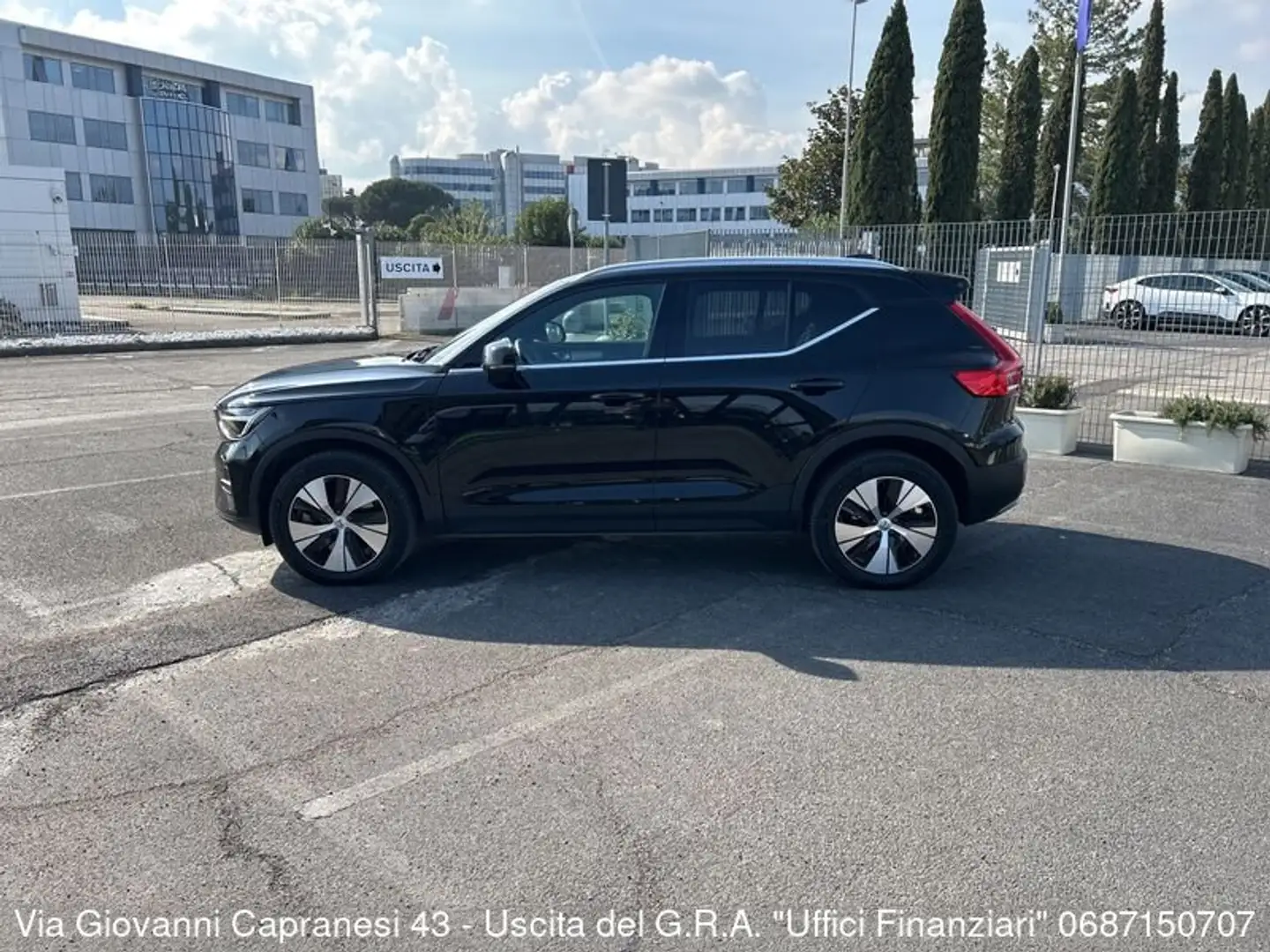 Volvo XC40 T4 Recharge Plug-in Hybrid automatico Core Schwarz - 2